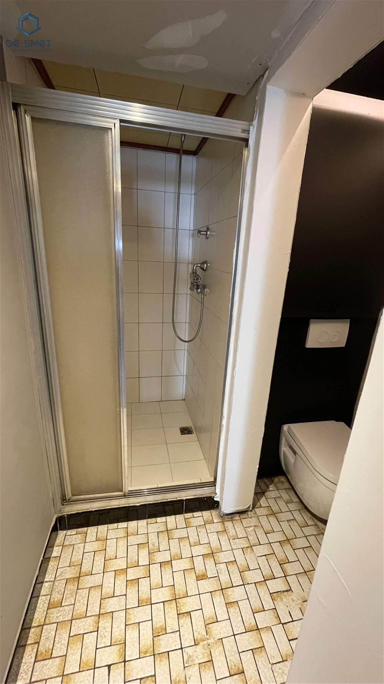 Instapklare gezinswoning met 3 slaapkamers, garage, atelier en prachtige tuin in het hart van de Vlaamse Ardennen foto 9