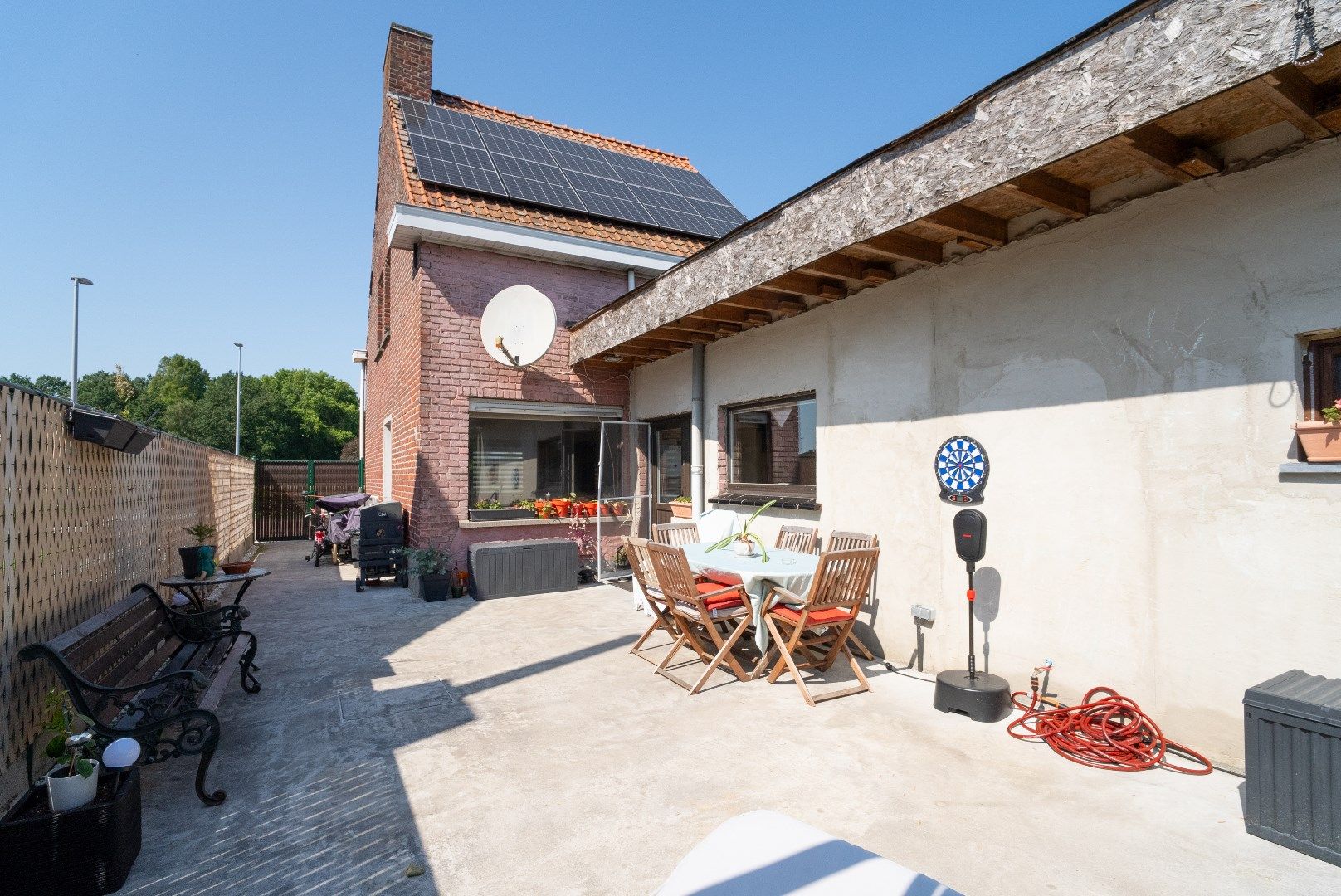 Instapklare alleenstaande woning met garage  foto 12