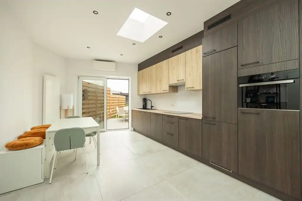 Volledig gerenoveerde woning vlakbij centrum Lier foto 2