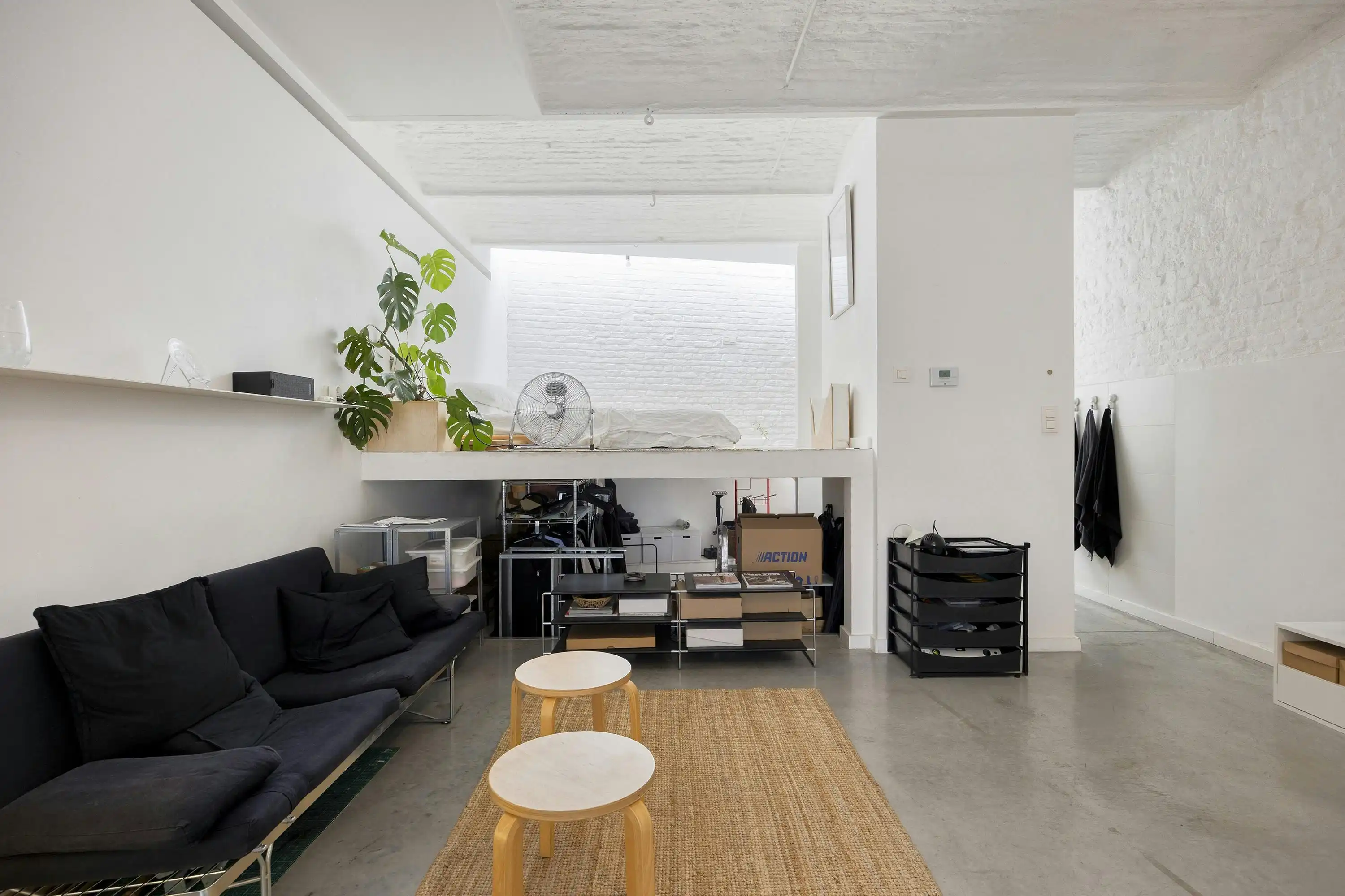 Stijlvolle studio van 78 m² met uitgesproken loftgevoel foto 2