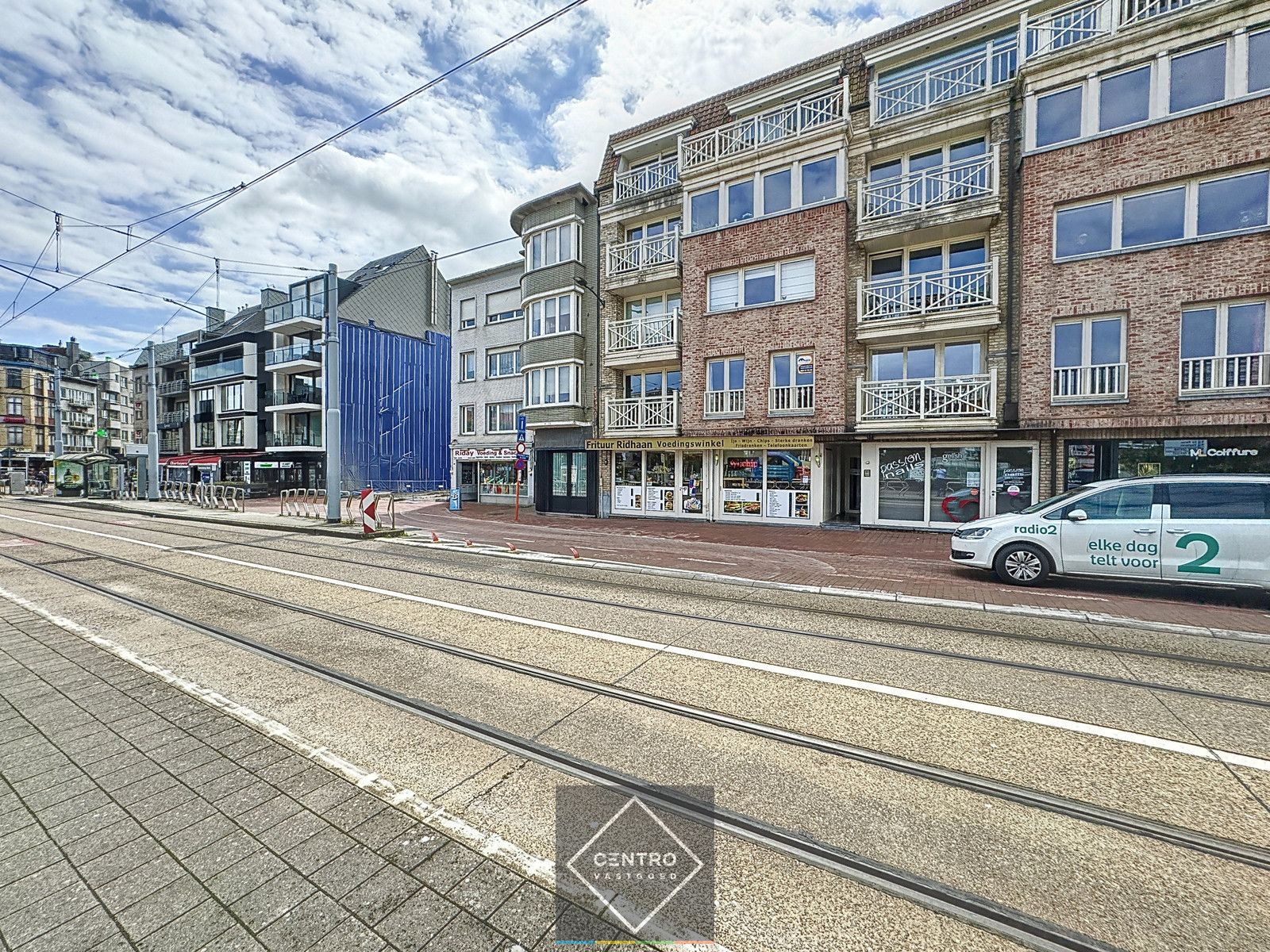 Winkel met frituur op COMMERCIËLE ligging! foto 1