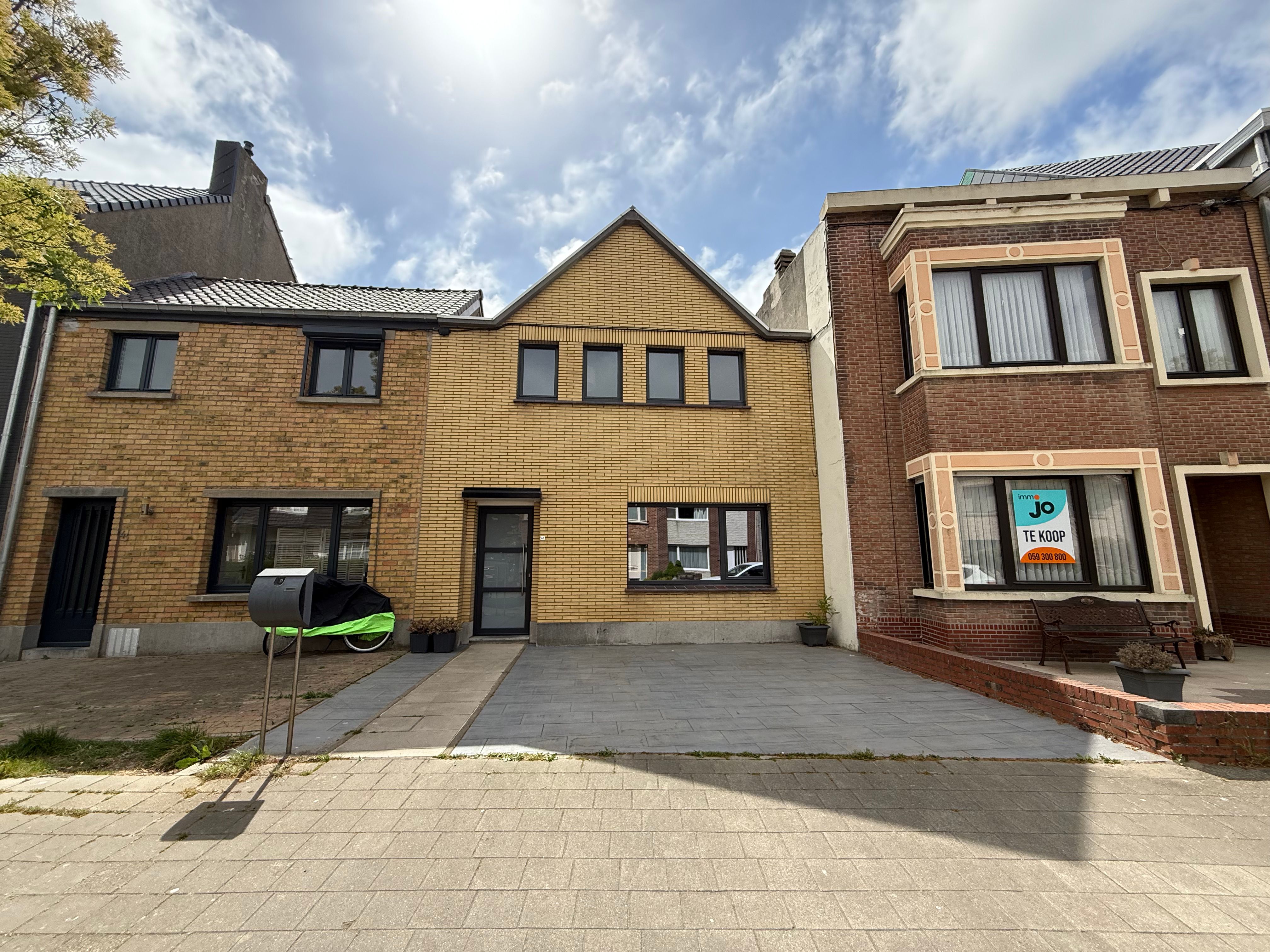 Woning met tuin Oostende foto {{pictureIndex}}
