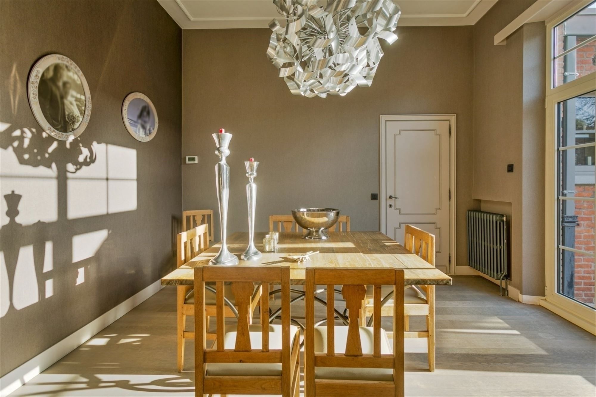 Karaktervolle woning in centrum Essen met prachtige tuin, 4 slaapkamers en commerciële ruimte foto 4