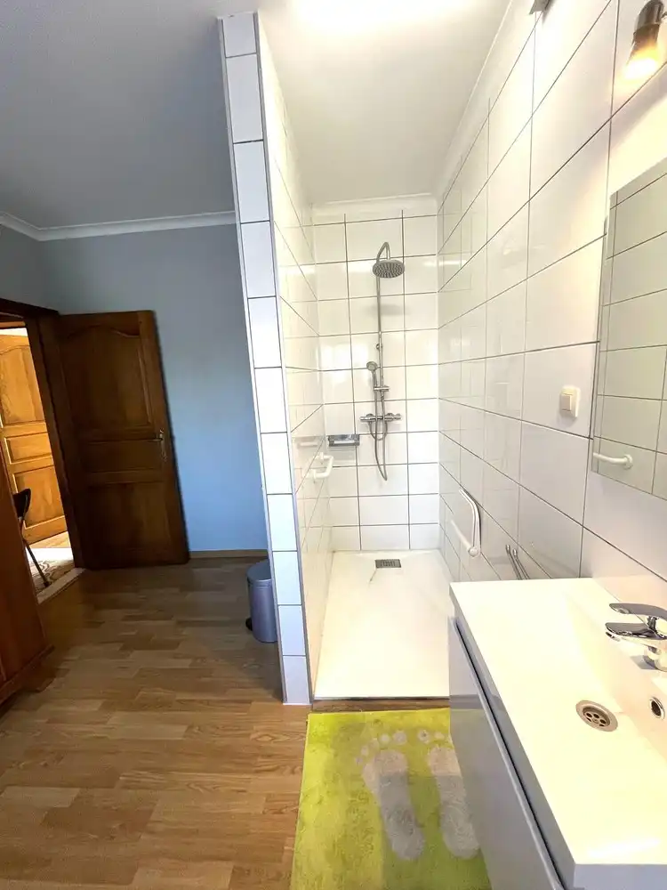 Mooie halfopen bebouwing met grote tuin foto 13