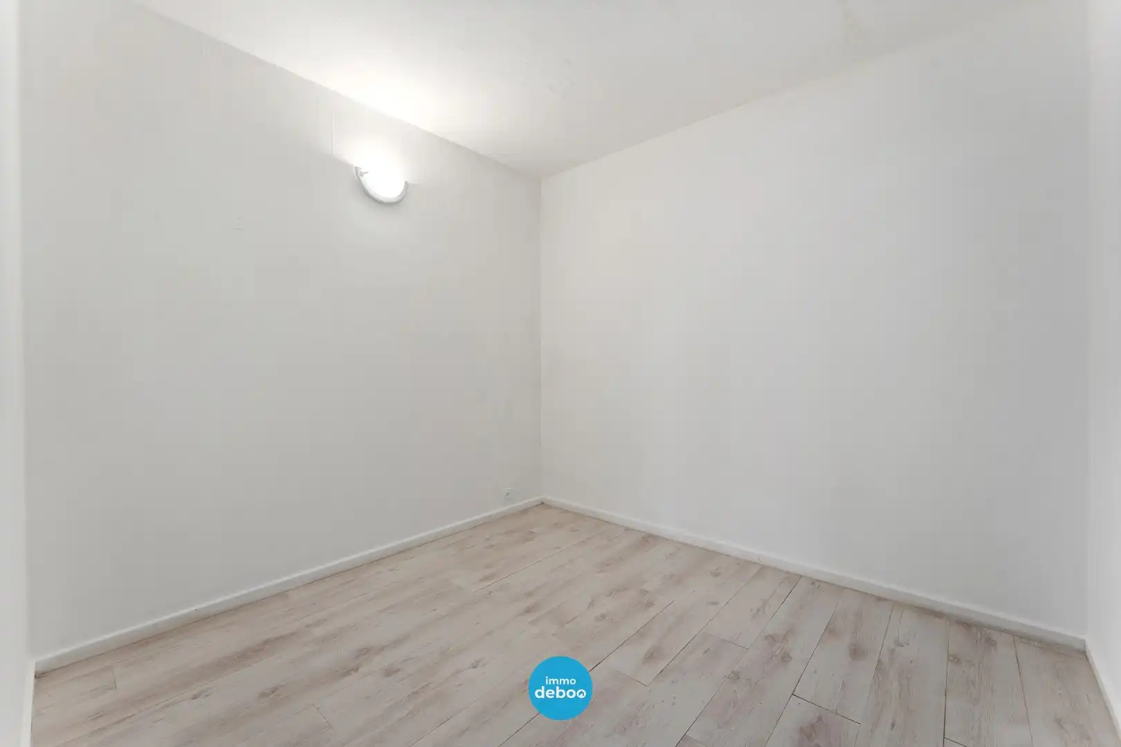 Centraal gelegen appartement met mooi open zicht foto 9