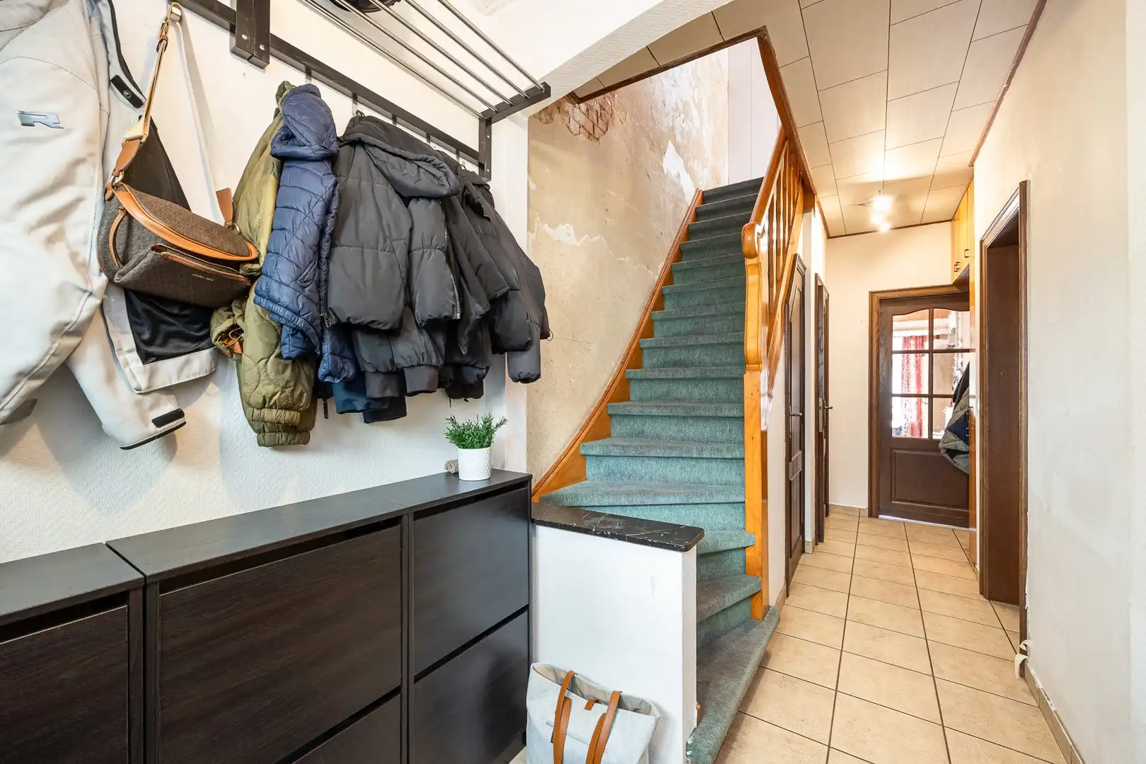 WONING MET TUIN foto 6