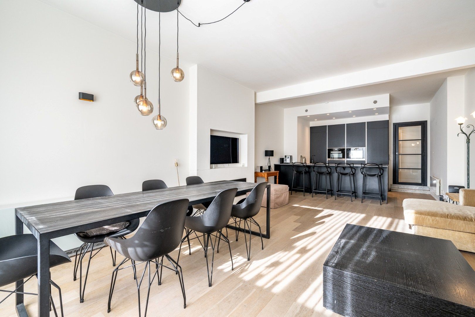 Hoofdfoto van de publicatie: Stijlvol appartement op wandelafstand van het Albertstrand