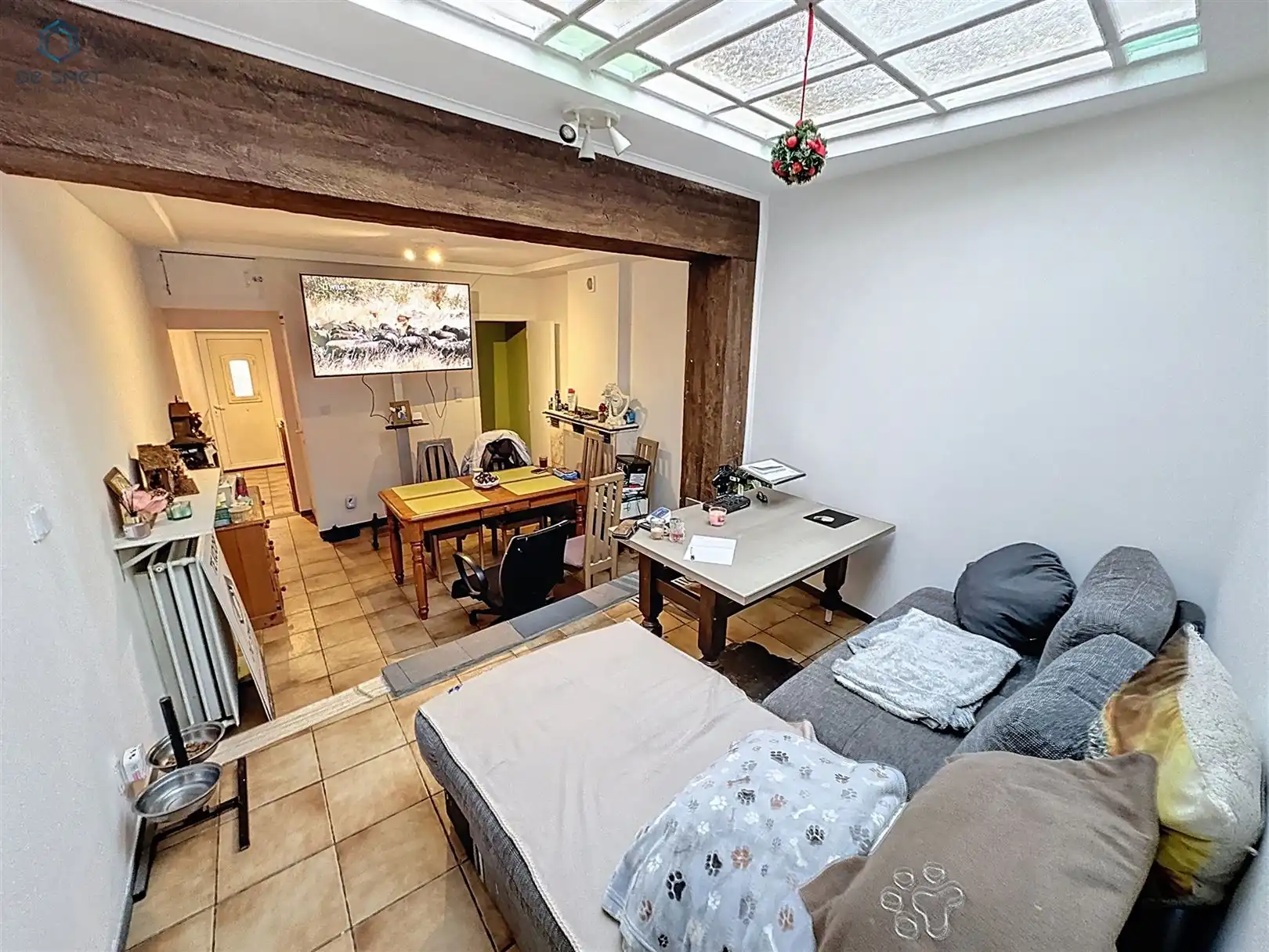 Charmante stadswoning met 4 slaapkamers, terras en diepe tuin op wandelafstand van het centrum van Geraardsbergen foto {{pictureIndex}}