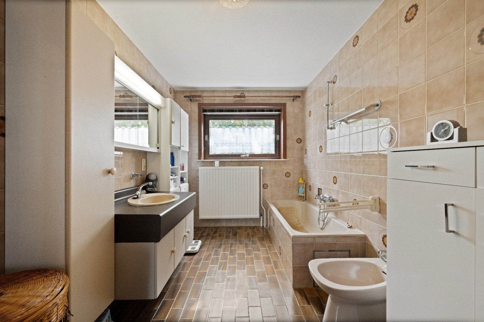 Ruime bungalow foto 12