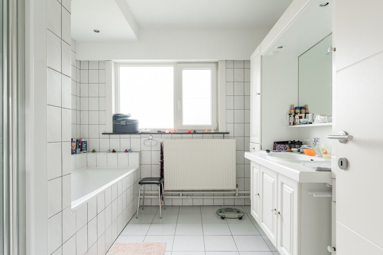 Rustig gelegen 3 SLK woning in een doodlopende straat tussen de weilanden! foto 17