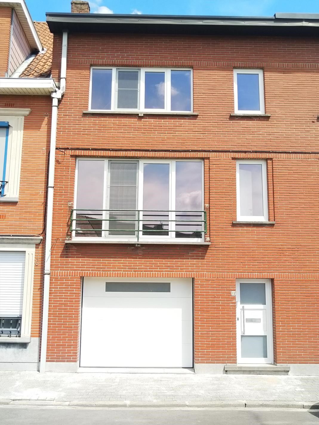 ()=>{if(producerUpdateValueVersion(node),producerAccessed(node),node.value===ERRORED)throw node.error;return node.value} Kleine Bareelstraat 13 - - 2800 Mechelen
