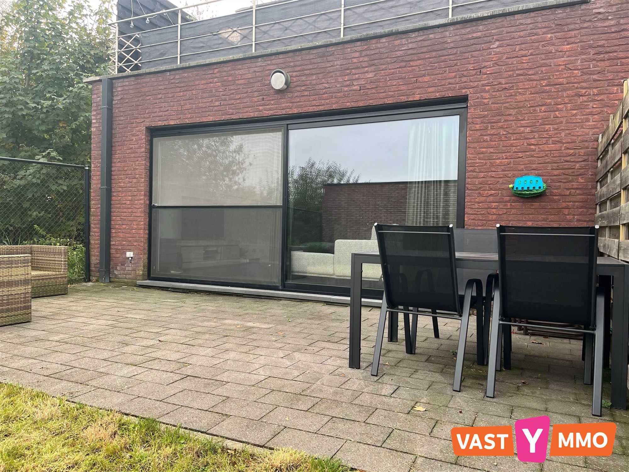 Appartement met tuin foto 12