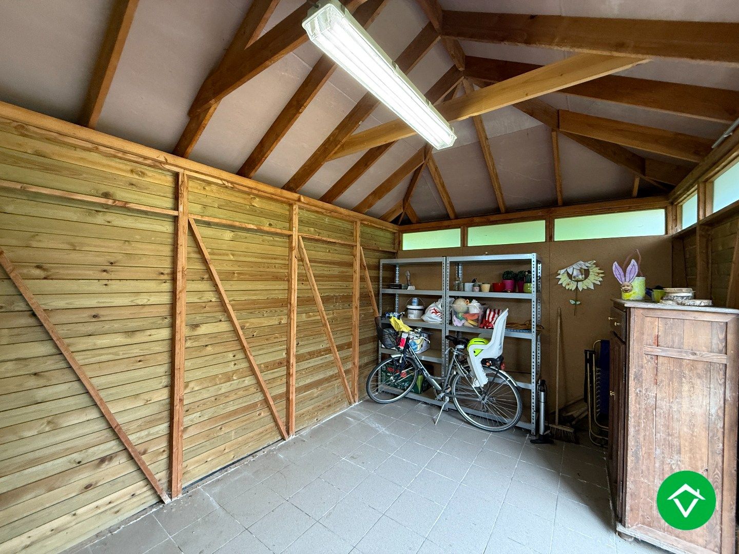Prachtige rijwoning met 3 slaapkamers, tuin en garage te Roeselare foto 28