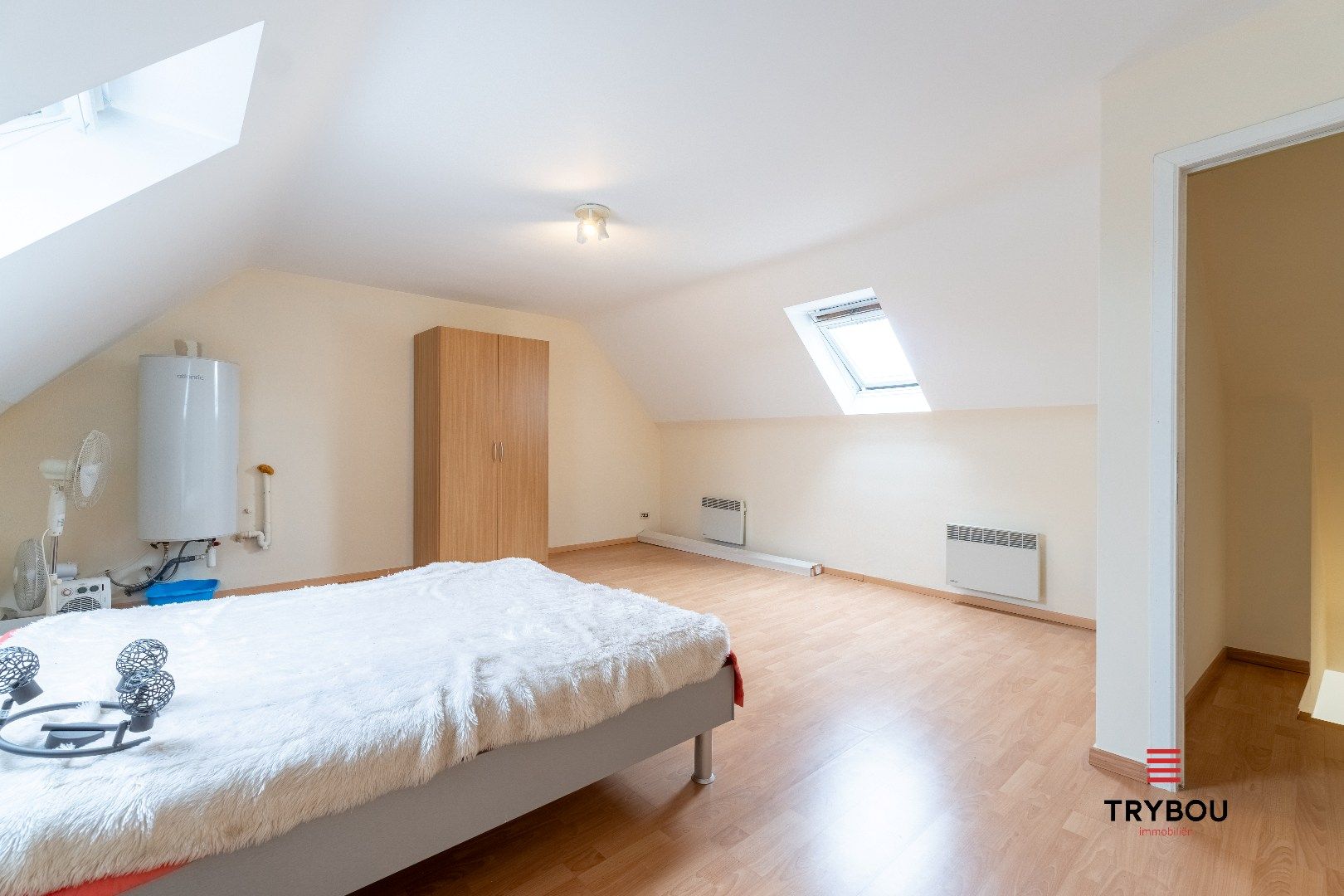 Duplex-appartement met 2 slaapkamers op de Markt van Houthulst  foto 17