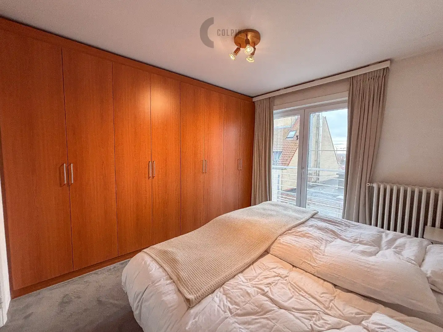 Ruime penthouse met frontaal zeezicht in Duinbergen foto 8