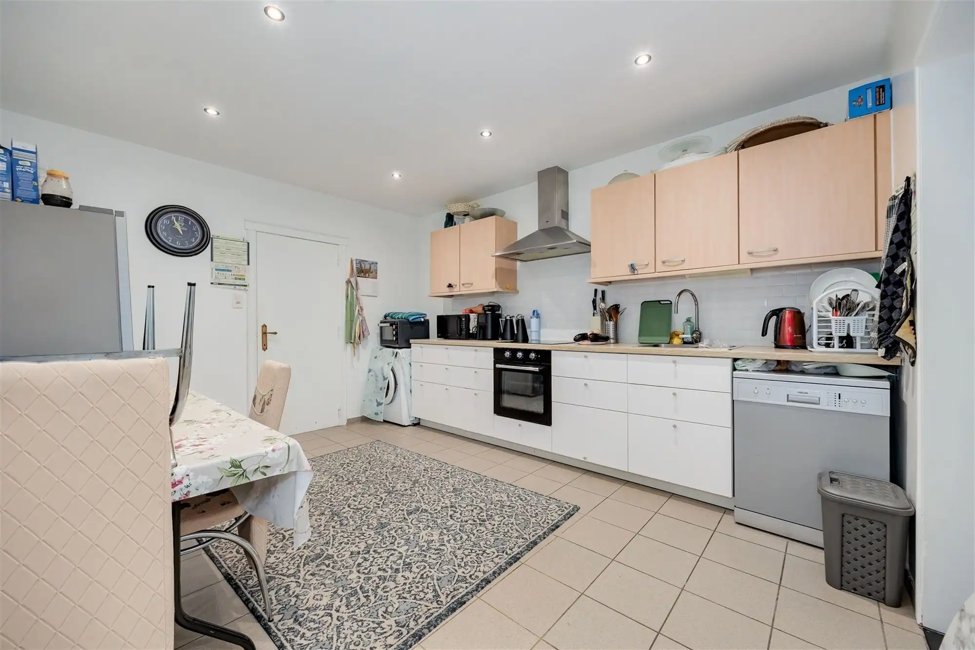 Gerenoveerd 3 slaapkamer appartement in centrum Mortsel foto 9