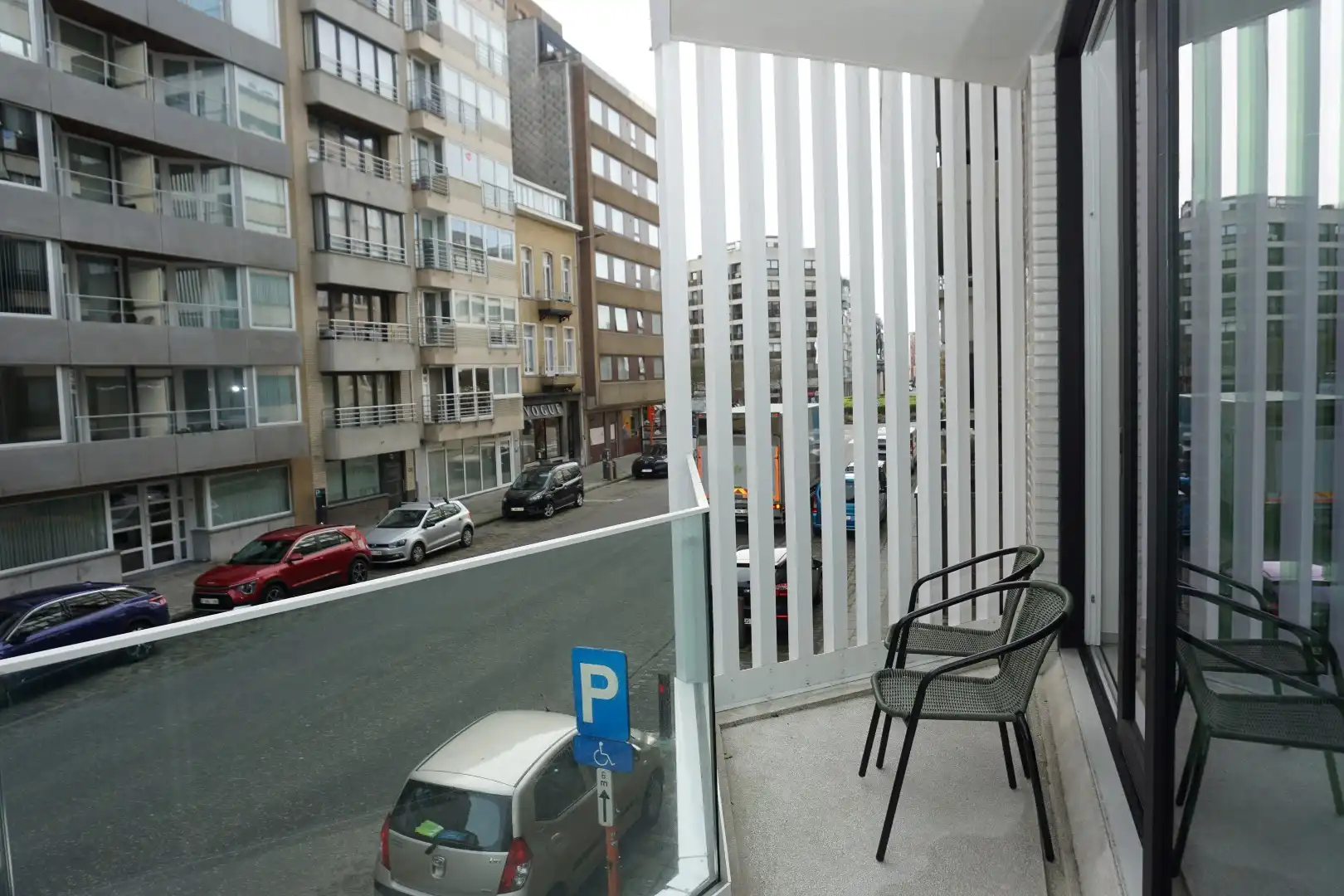 NIEUWBOUWAPPARTEMENT MET 2 SLAAPKAMERS EN TERRAS IN CENTRUM OOSTENDE foto 5