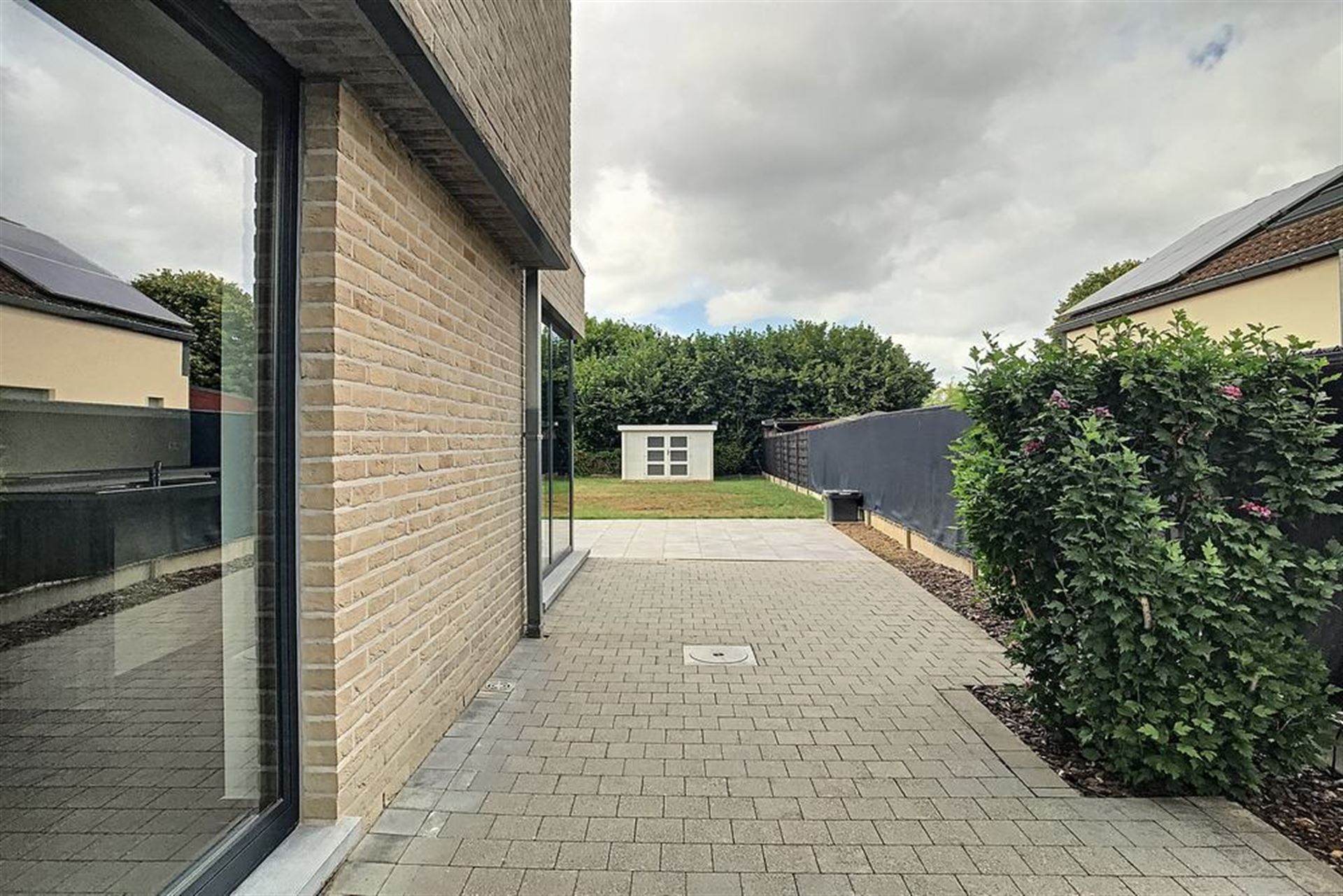 Moderne Halfopen Bebouwing met 5 Slaapkamers  foto 29