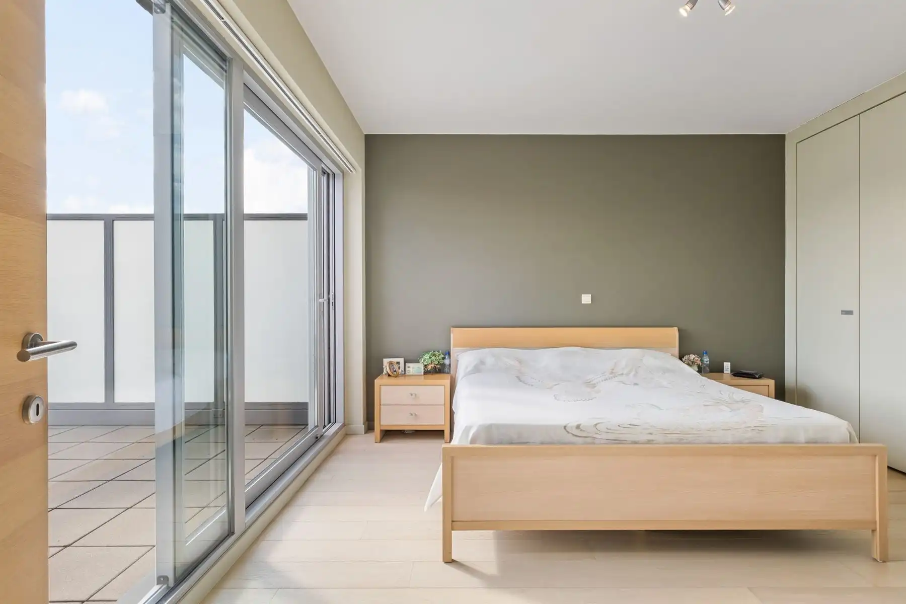 Appartement met 3 slaapkamers en ruime terrassen foto 6