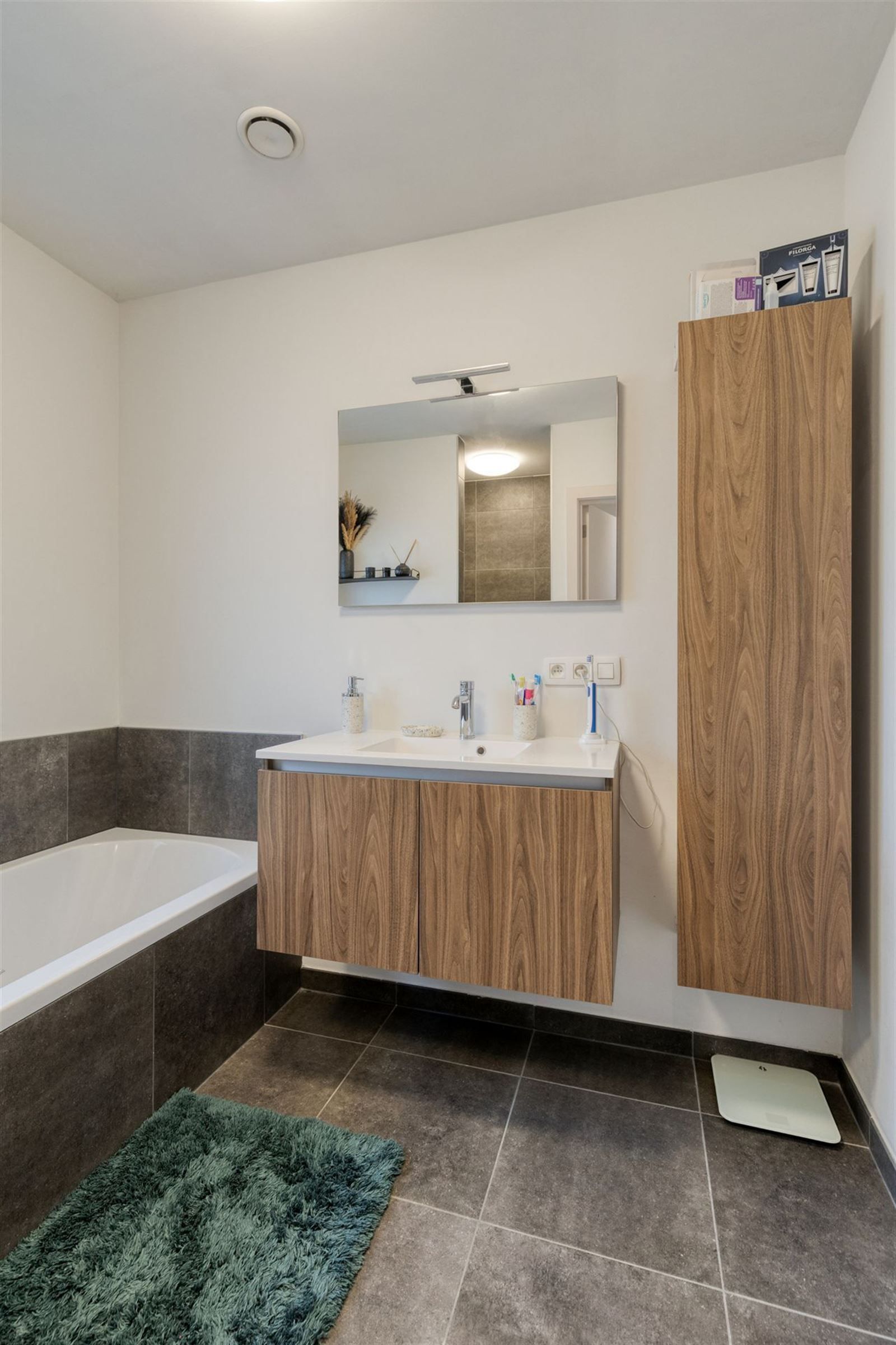 Recente woning met alle comfort!!! foto 21