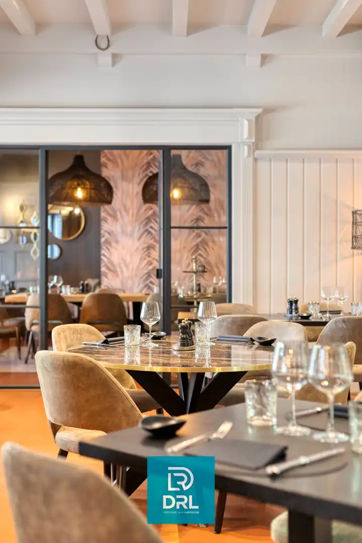 Restaurant met woonst over te nemen in het centrum van Maldegem foto 7