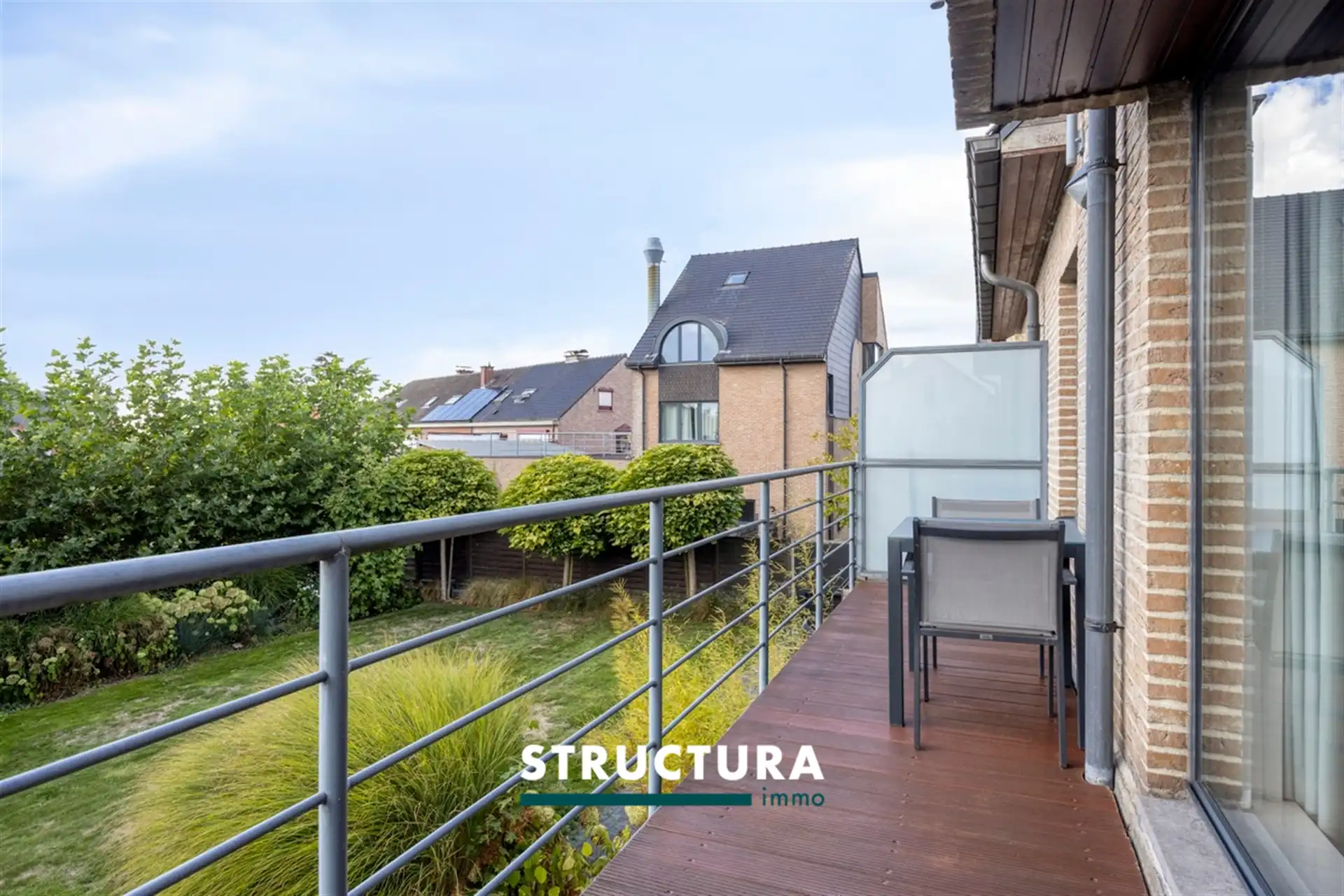 Instapklaar appartement in hartje Brussegem foto 8