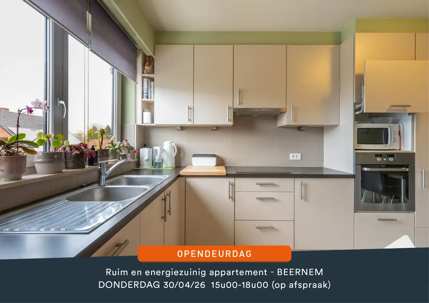 Modern duplexappartement in Sint-Joris met 3 slaapkamers , staanplaats en zonnig terras! foto {{pictureIndex}}