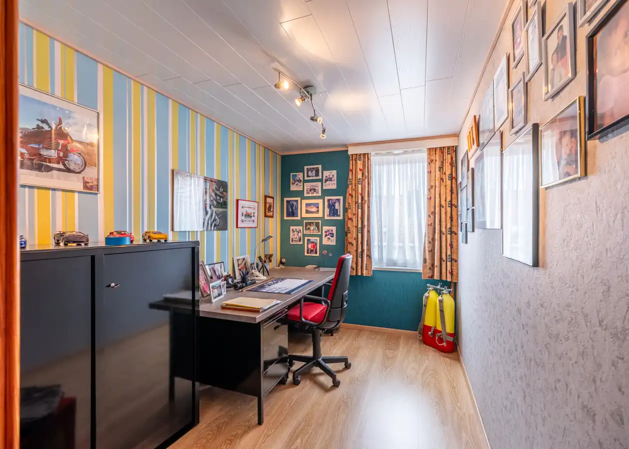 Ruime gezinswoning met garage, tuin en energielabel C foto 14