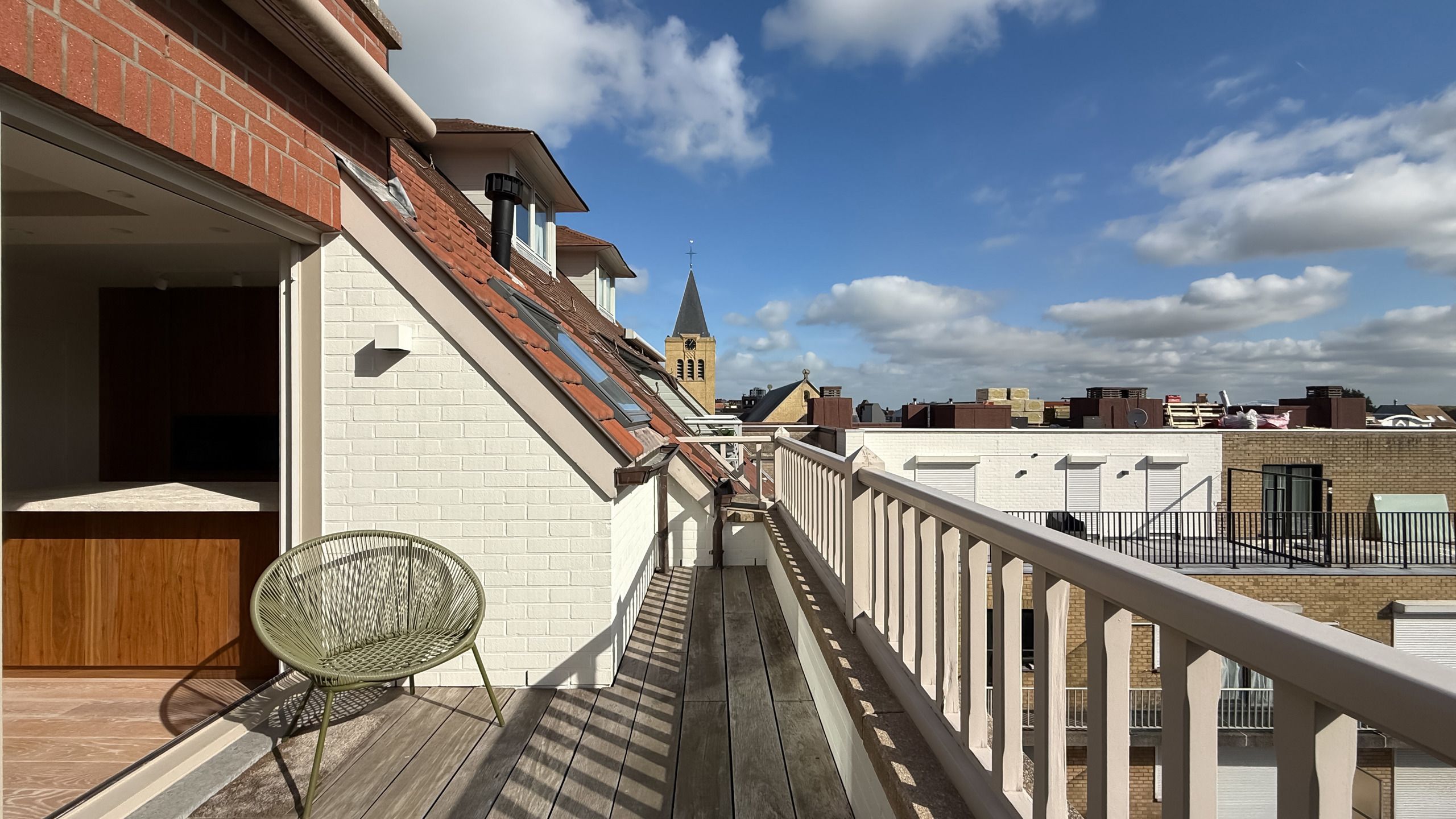 Stijlvol gerenoveerd duplexappartement / centrum van Knokke. foto 18