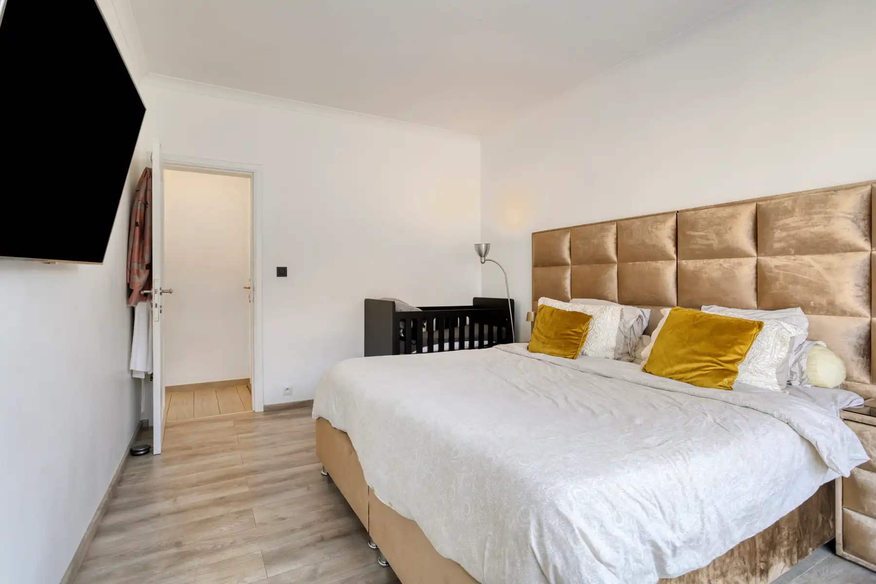 Lichtrijk app met 2 slaapkamers | instapklaar | foto 11