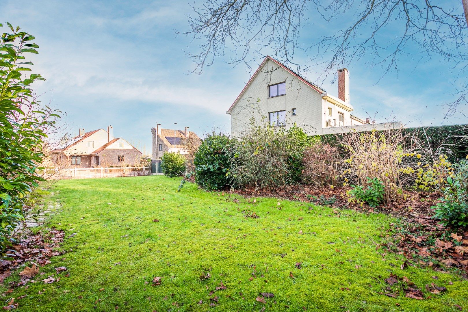 Bungalow met 3 slpk, garage en tuin foto 16