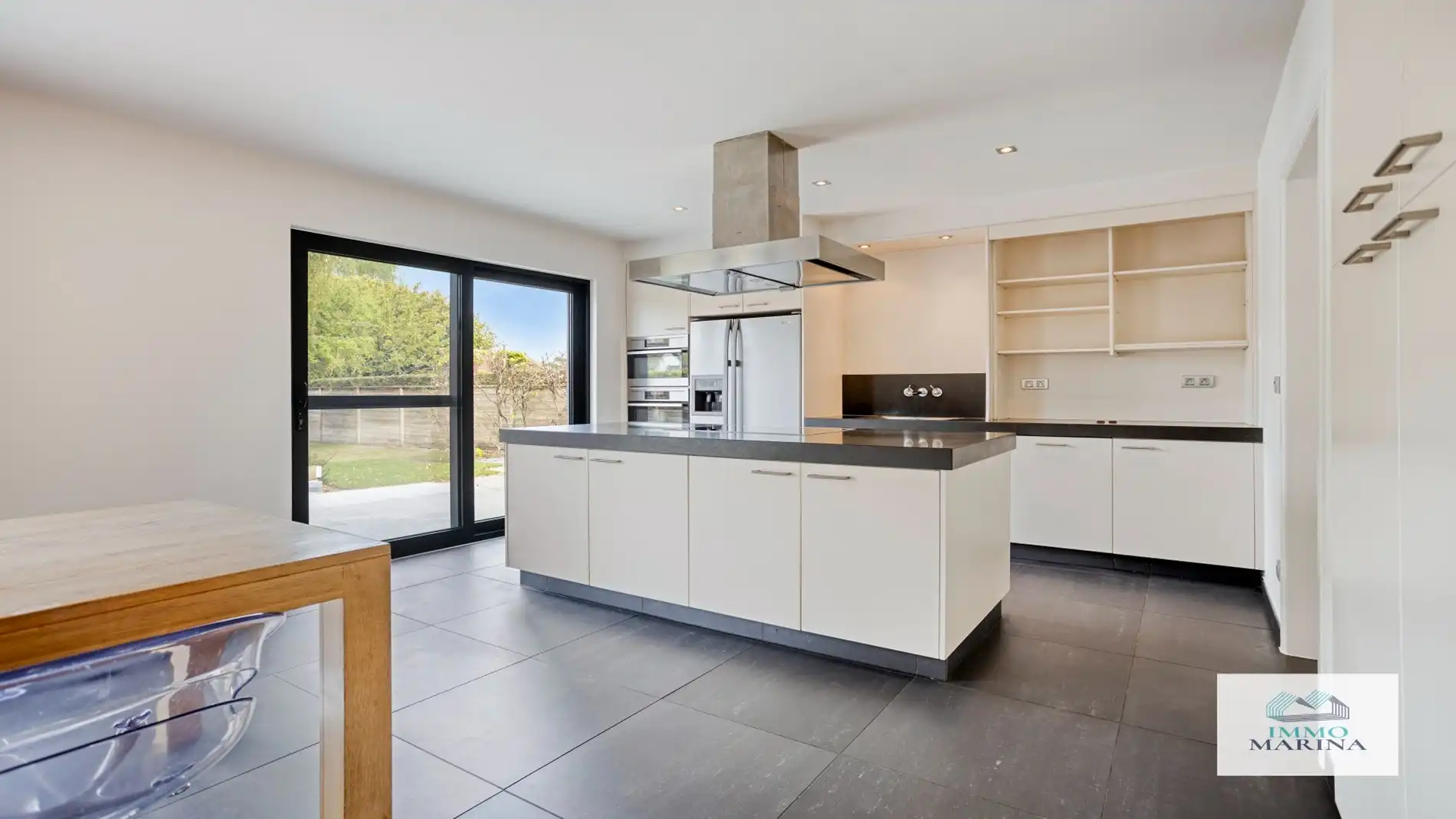 Ruime villa op 8,2a in doodlopende straat met 6 kmrs te Houtvenne foto 9