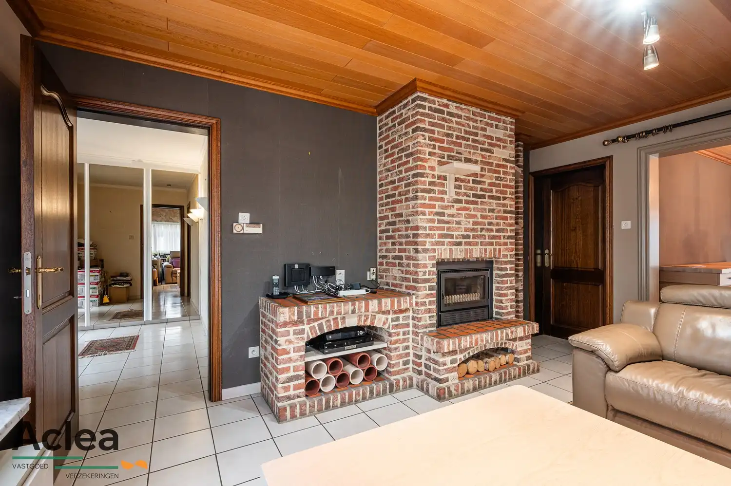 Karaktervolle vrijstaande woning op een goede locatie in Kaprijke foto 9