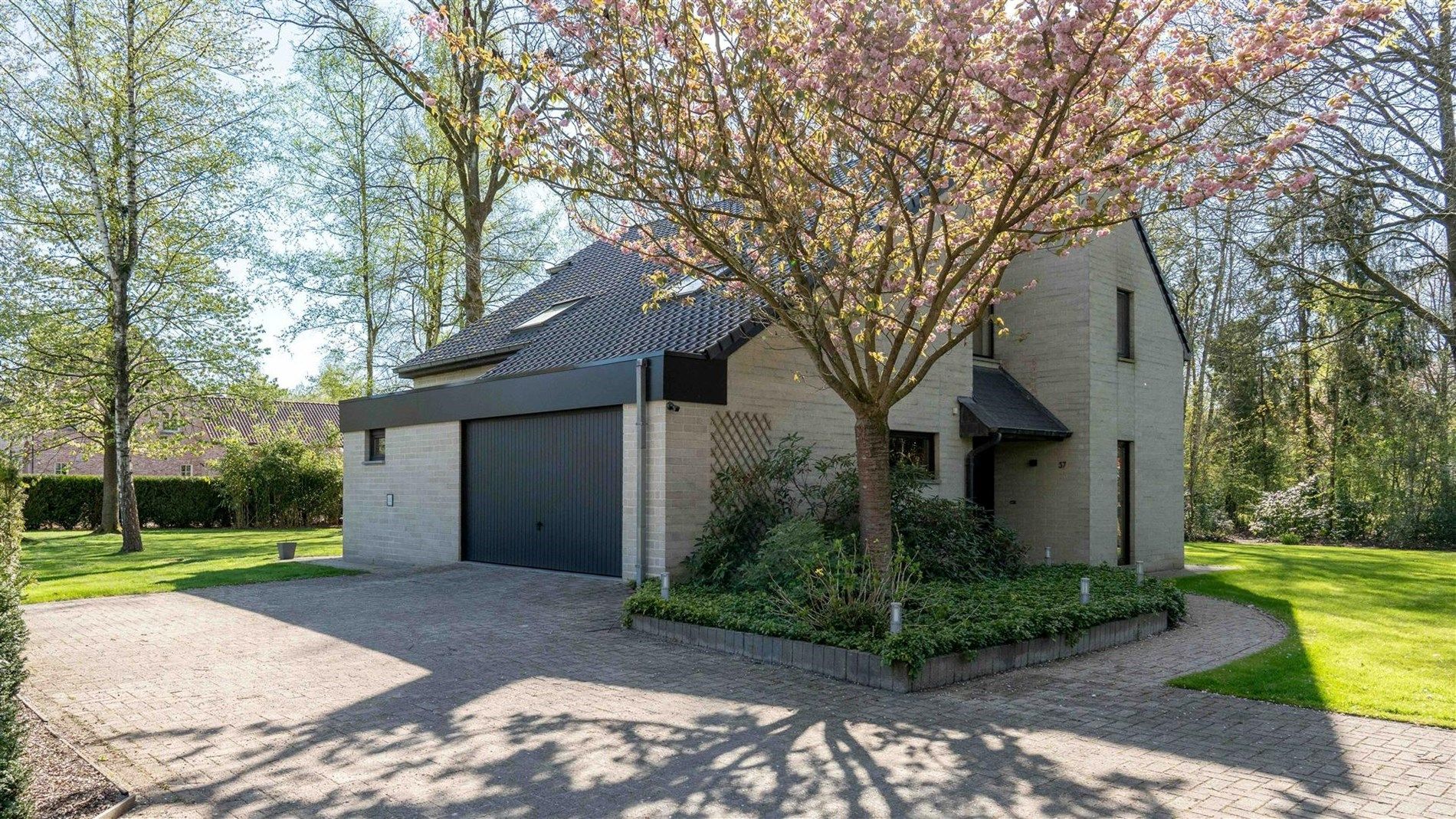 Zeer rustig gelegen villa met 3 ruime slpks en 2 bureaus op 25a te Tremelo  foto 26