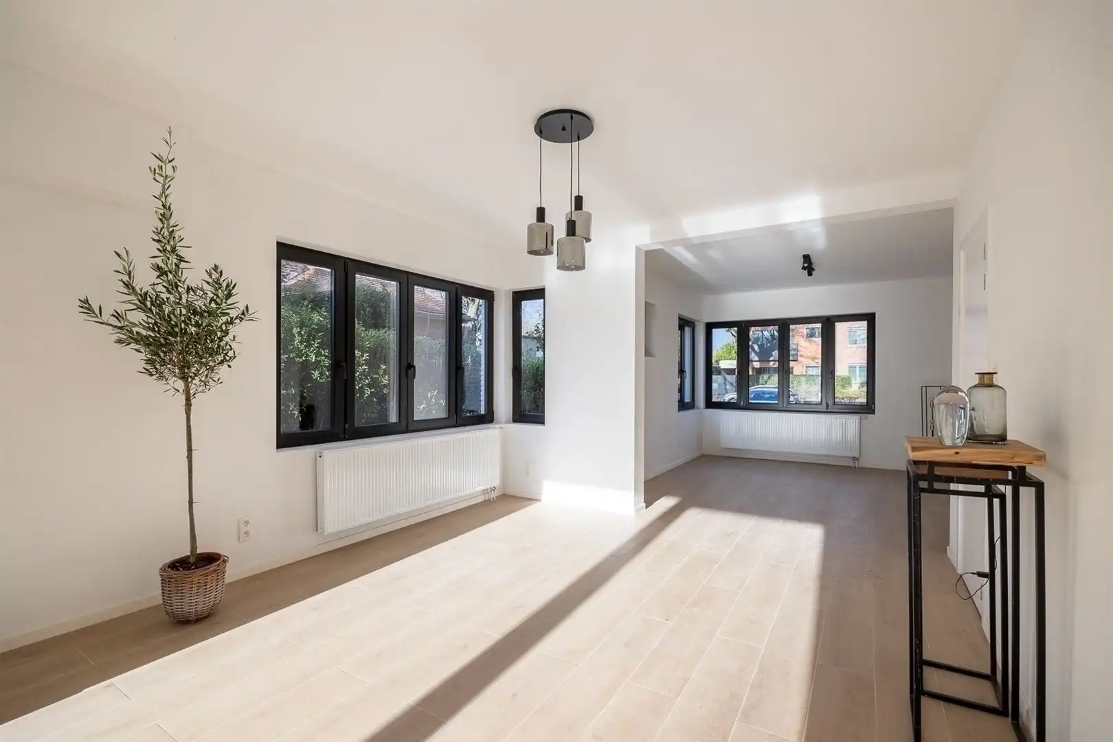 Gerenoveerde woning in zeer geliefde straat in centrum!  foto 3