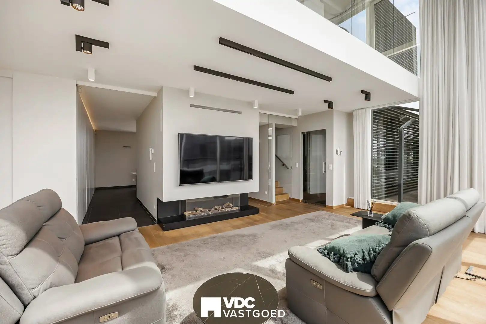Exclusief duplex-penthouse met panoramisch zwembad – Zuidzicht Hasselt foto 22
