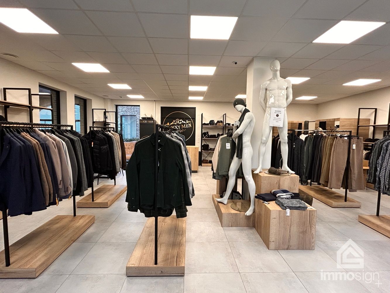 Gelijkvloers handelspand op toplocatie in het hart van Peer! foto 3