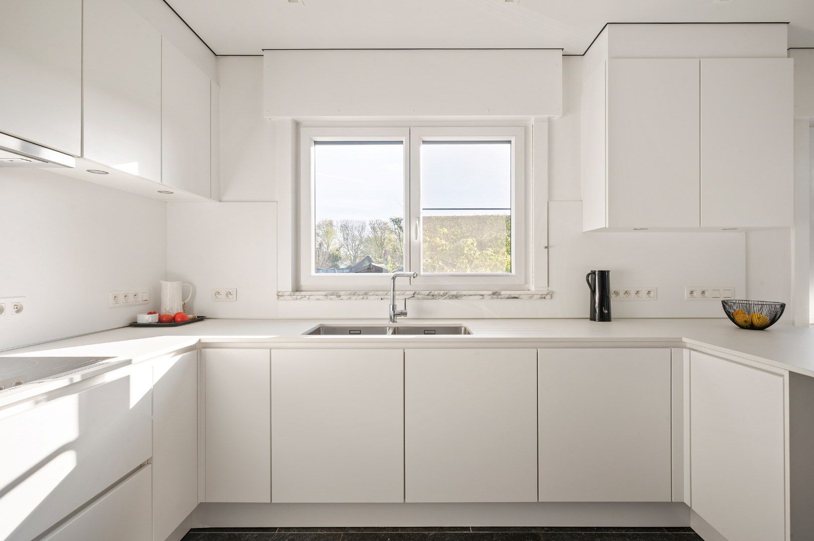 Uitstekend onderhouden villa te Ieper. Opp: 871m². foto 12