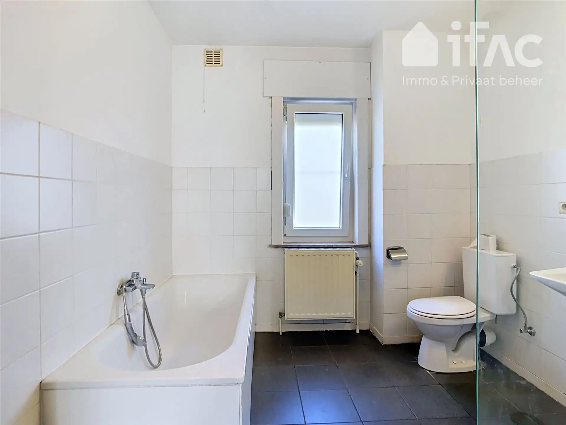 Huis met 6 slaapkamers en tuin foto 15