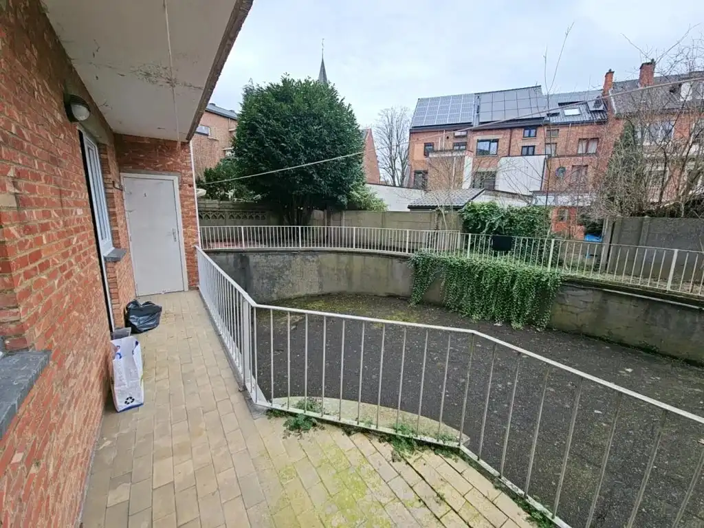 Gelijkvloer appartement gelegen net buiten de kleine ring van Hasselt foto 22