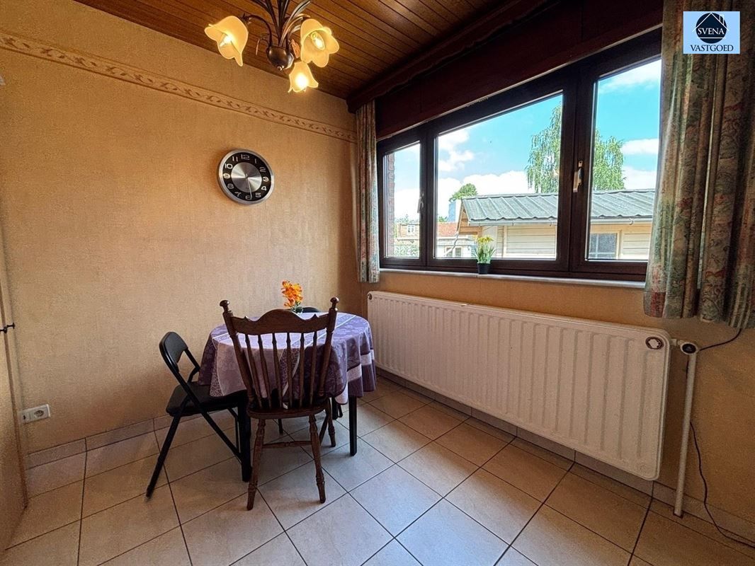 RUIME WONING MET 4 SLAAPKAMERS EN GARAGE IN RUSTIGE OMGEVING foto 7