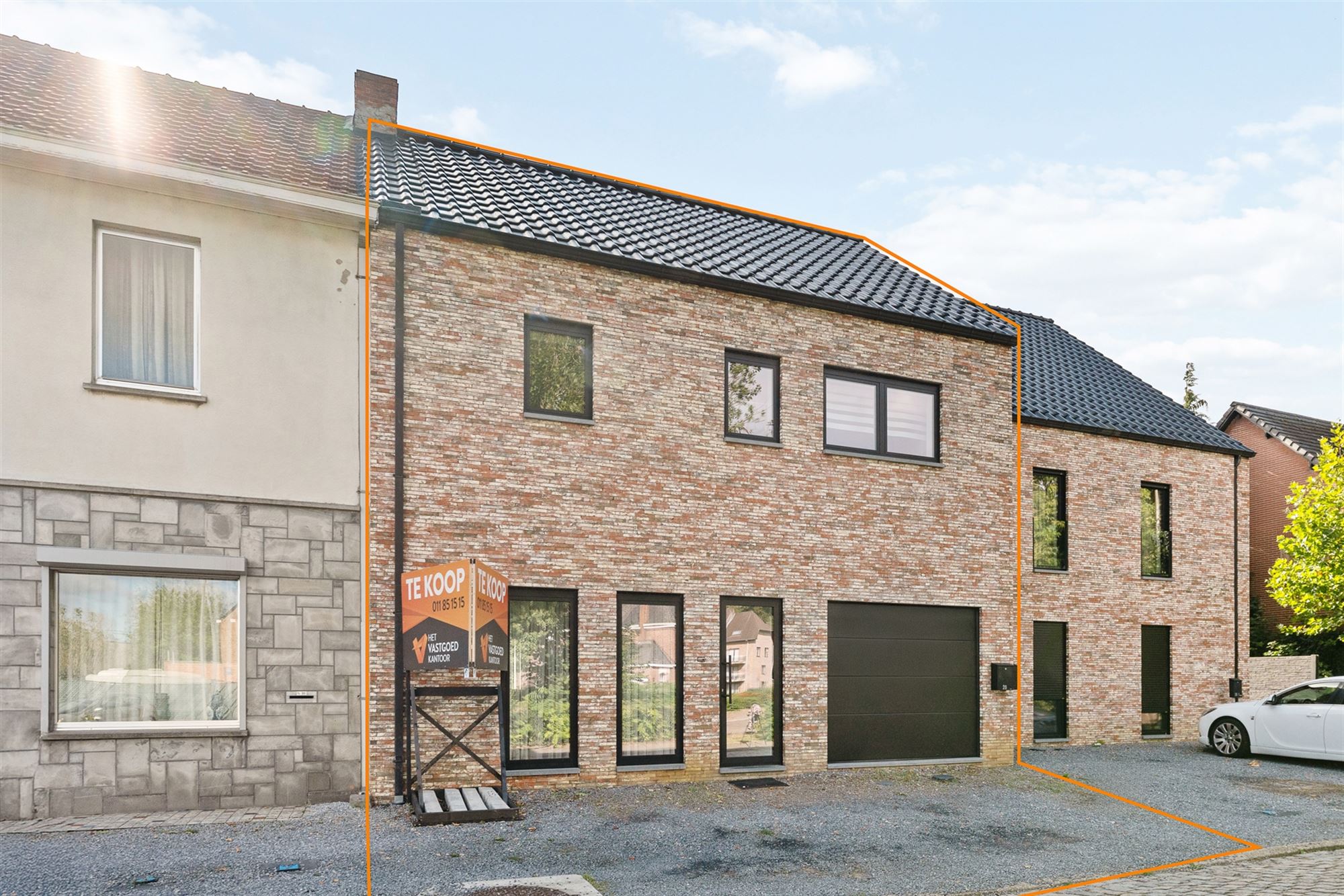 KNAPPE WONING (198M²) MET 3 SLAAPKAMERS + RUIME ZOLDER TE BEVERLO foto 24