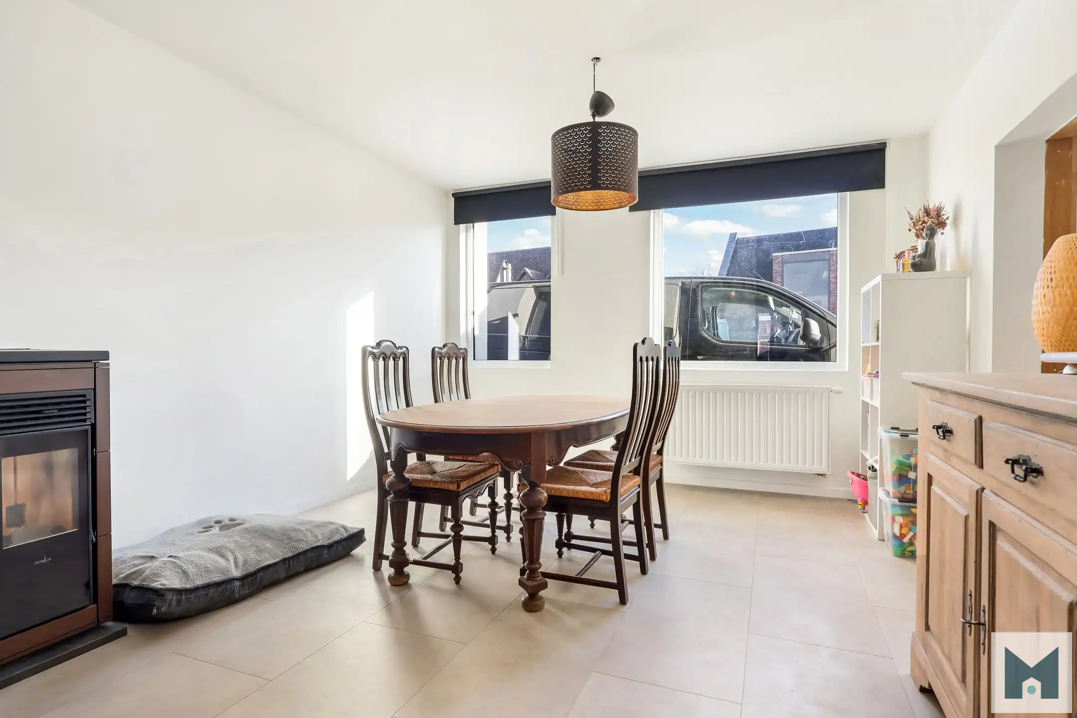 Vernieuwde, energetische woning met 5 slpks te Baasrode! foto 5