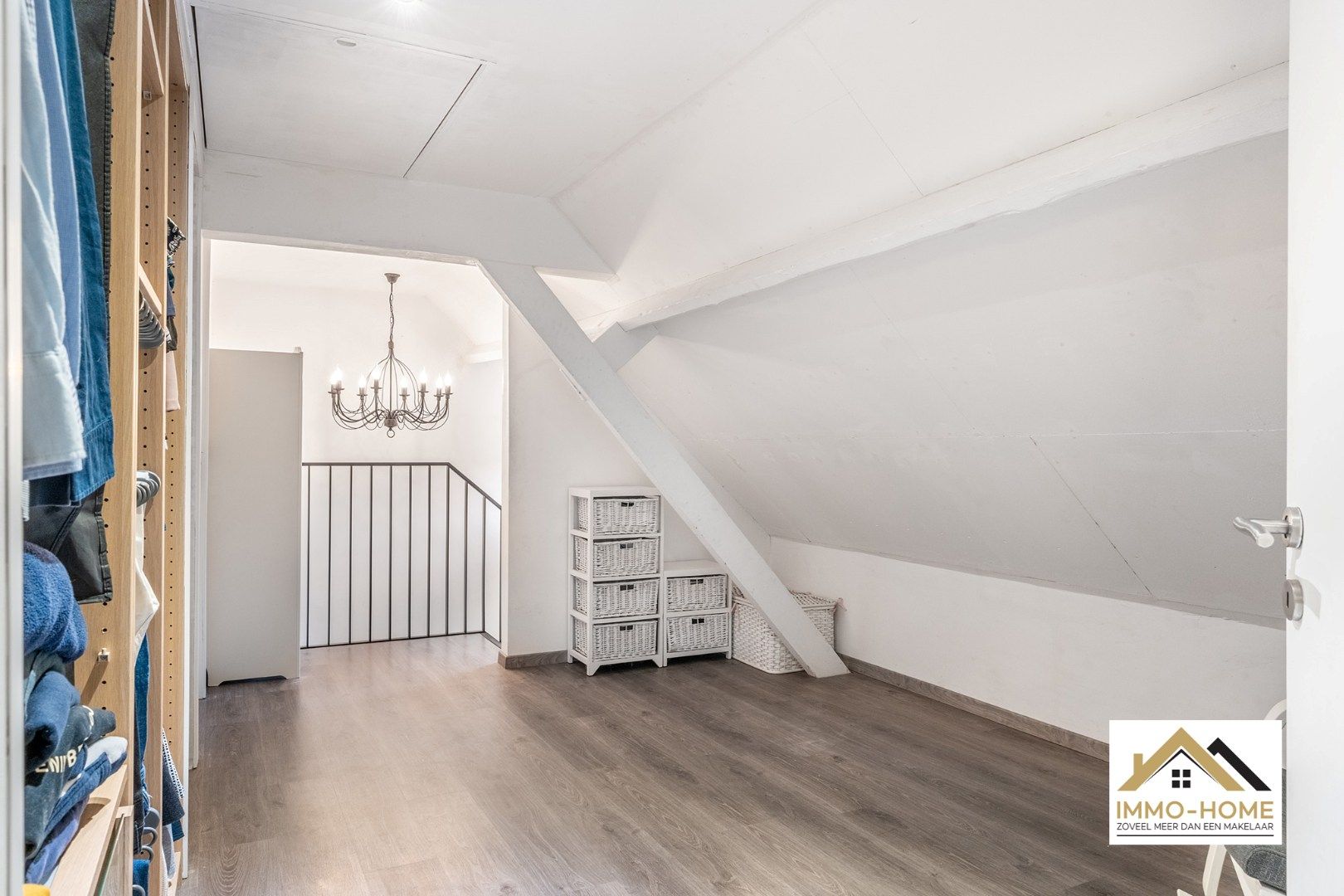 Prachtige gerenoveerde HOB met landelijk uitzicht!  foto 24