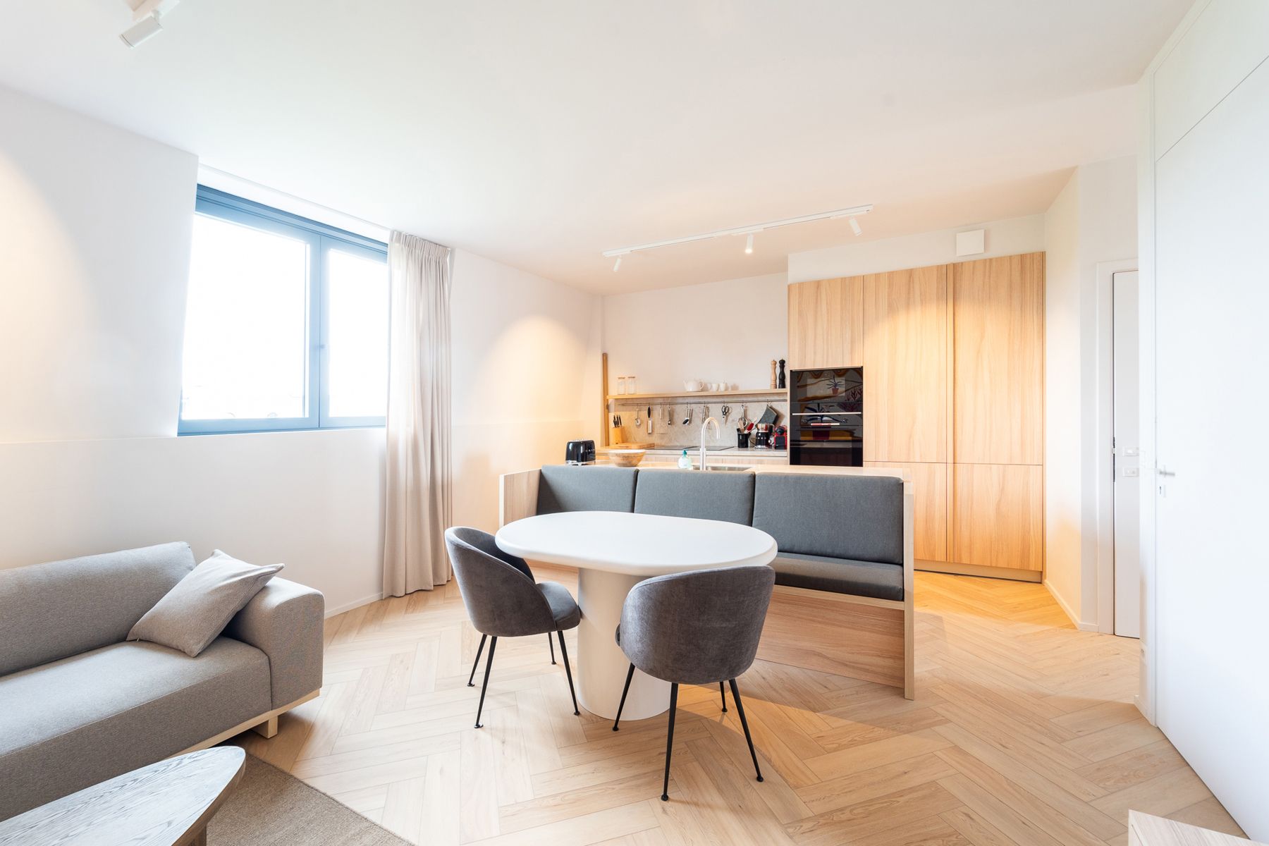 Bemeubeld dakappartement op “Het Zuid” foto 3