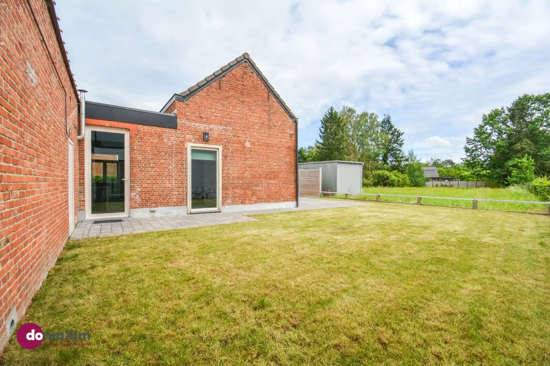 Volledig gerenoveerde woning met zonnige tuin nabij het centrum van Schiplaken foto 21