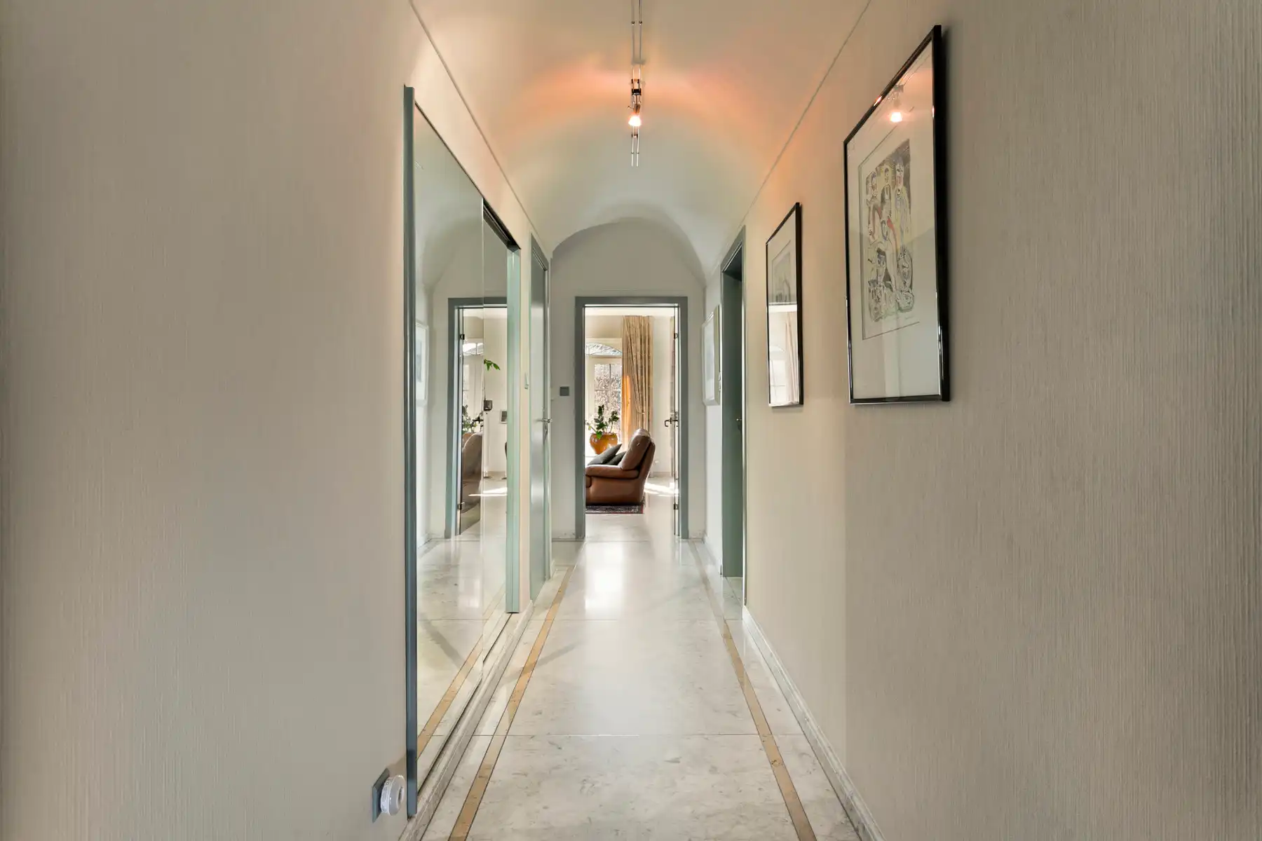 Villa met 4 slaapkamers en prachtig uitzicht op 2399 m² foto 11