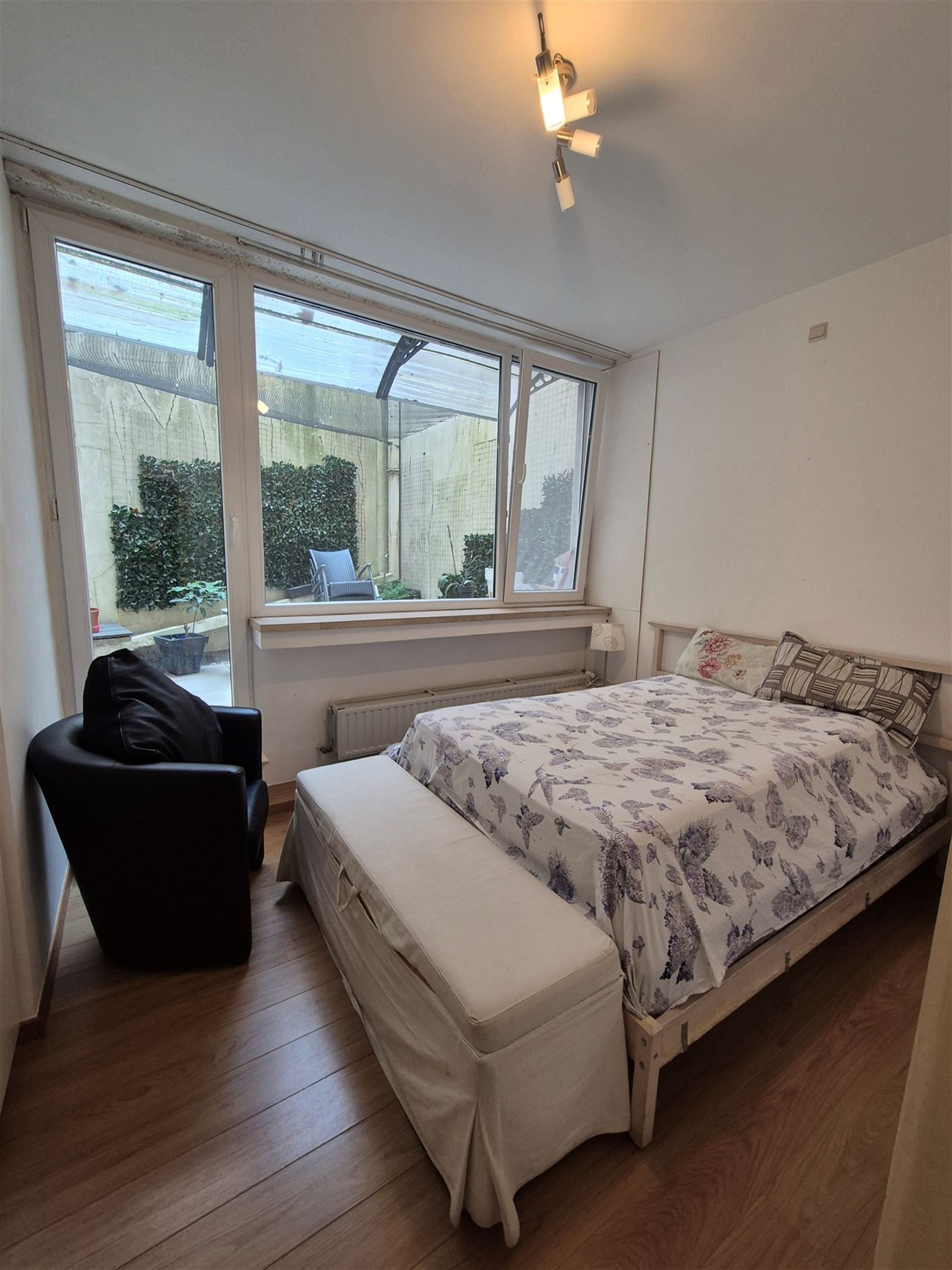 Antwerpen stadspark | volledig gemeubeld 1 slaapkamer appartement met terras. foto 3