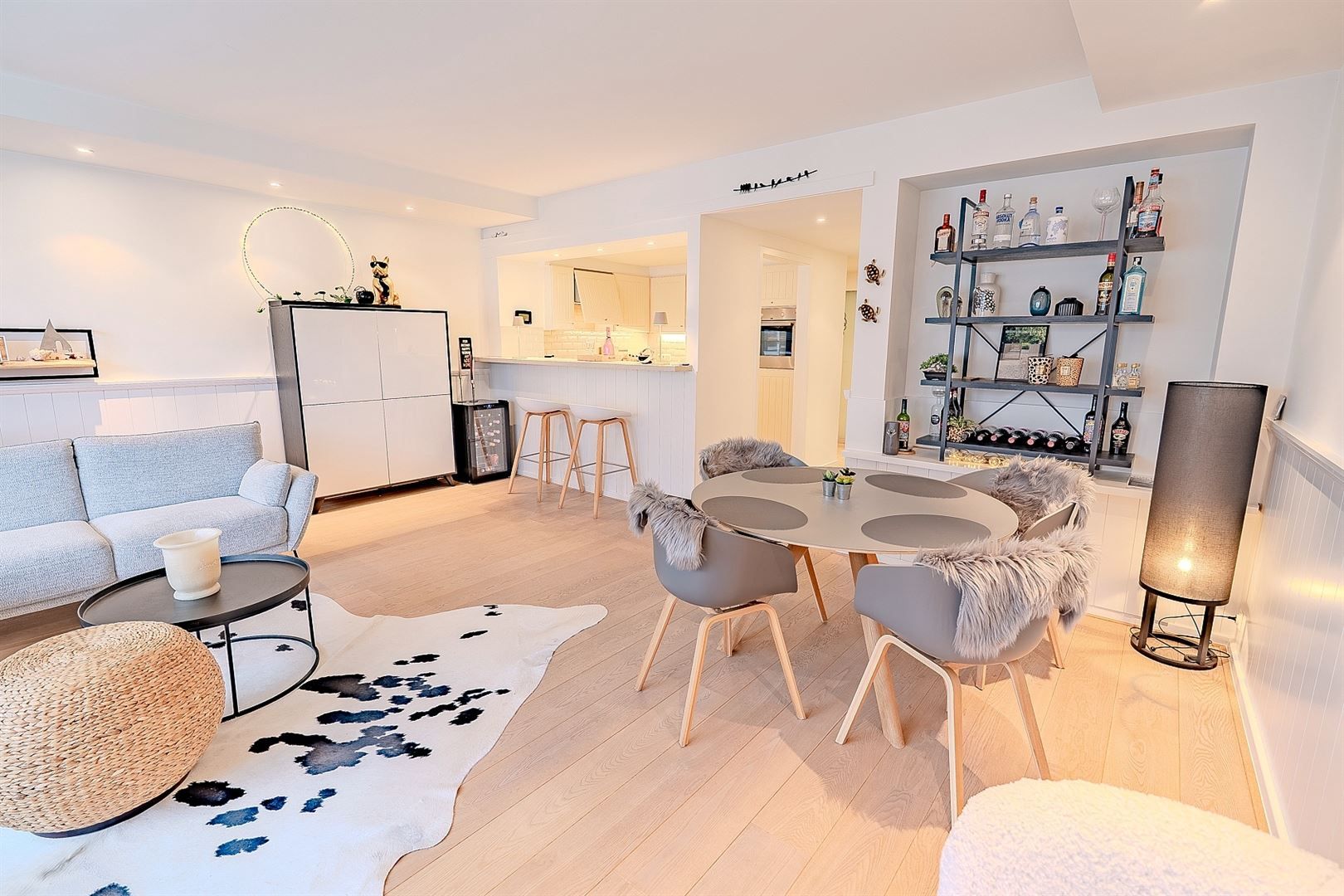 Ruim en stijlvol instapklaar appartement in Knokke. foto 3