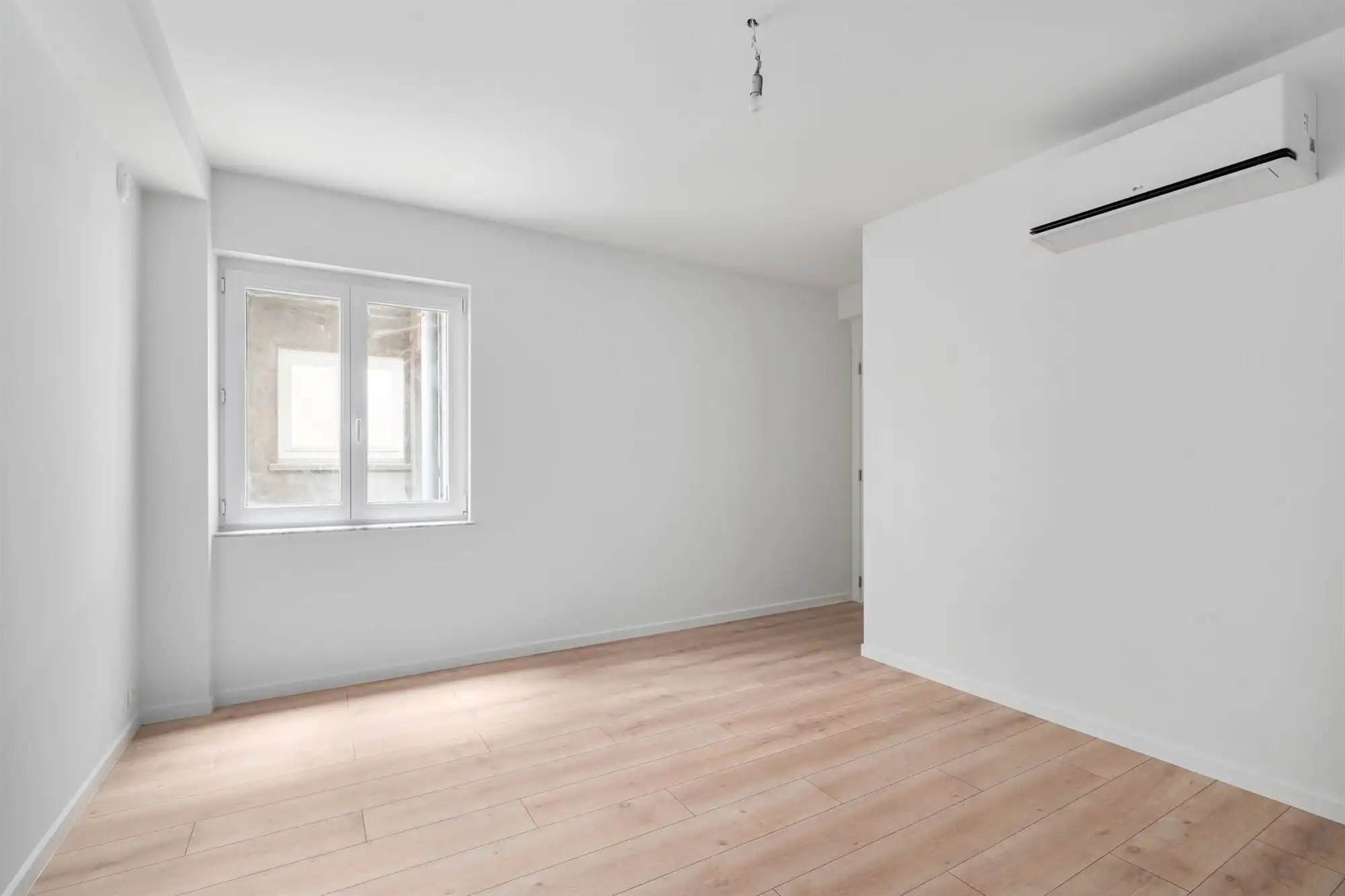 Gerenoveerd appartement vlakbij zee! foto 11